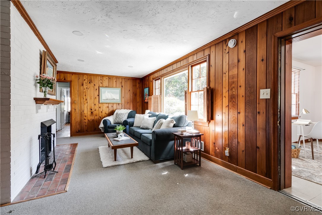 8431 Chelmford Rd