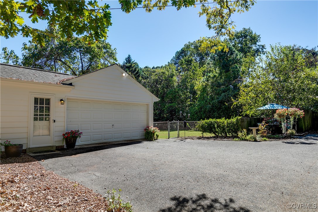 8431 Chelmford Rd