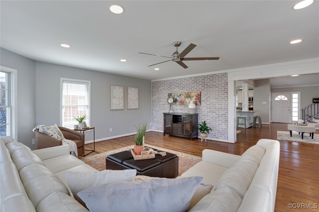 701 Glendale Dr