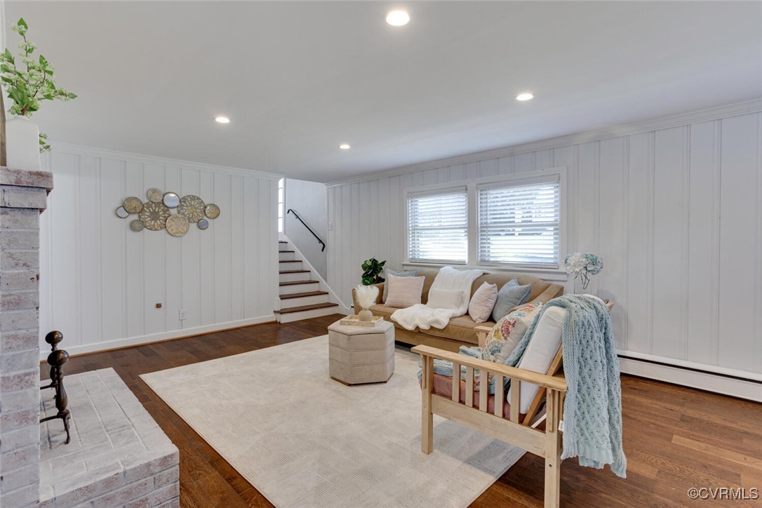 701 Glendale Dr