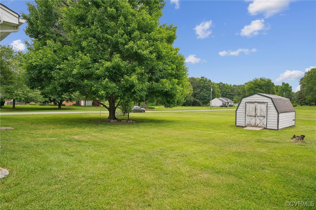 285 Hanover Rd