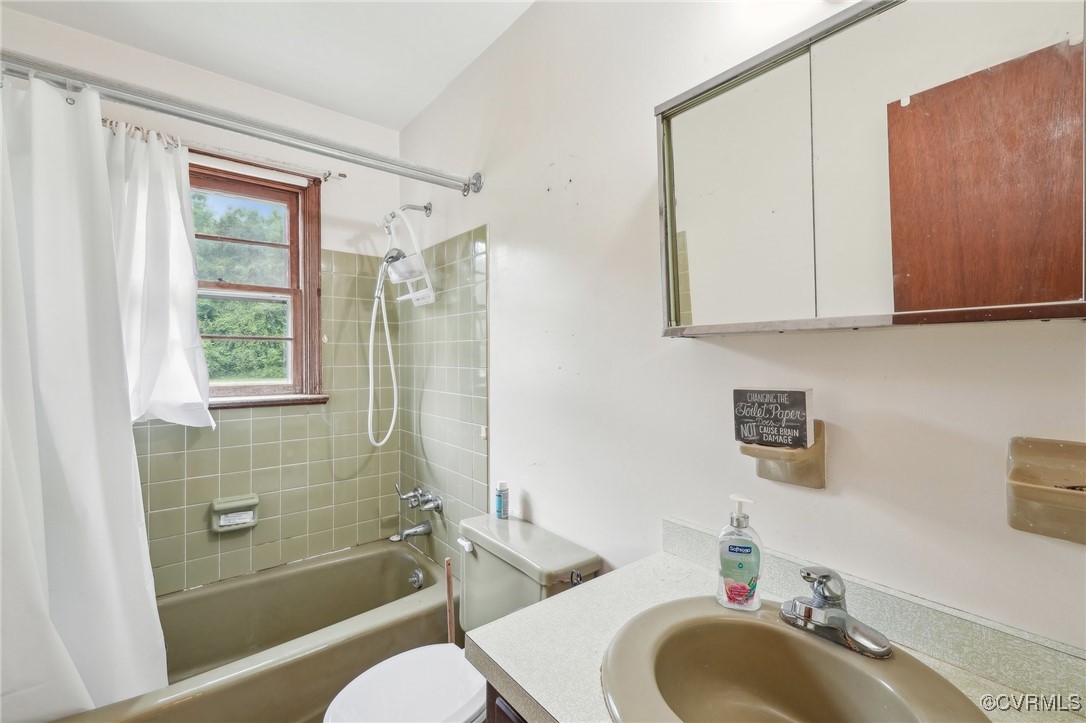 285 Hanover Rd