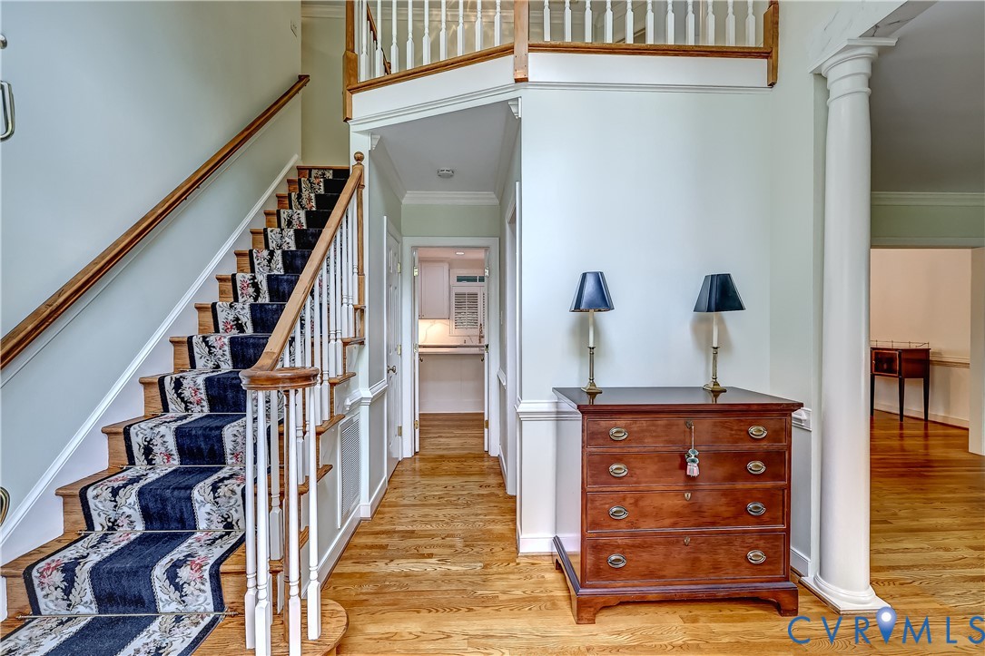 11305 Markham Ct