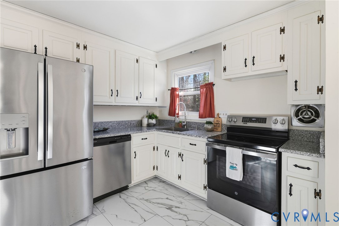 12041 Corianna Ln