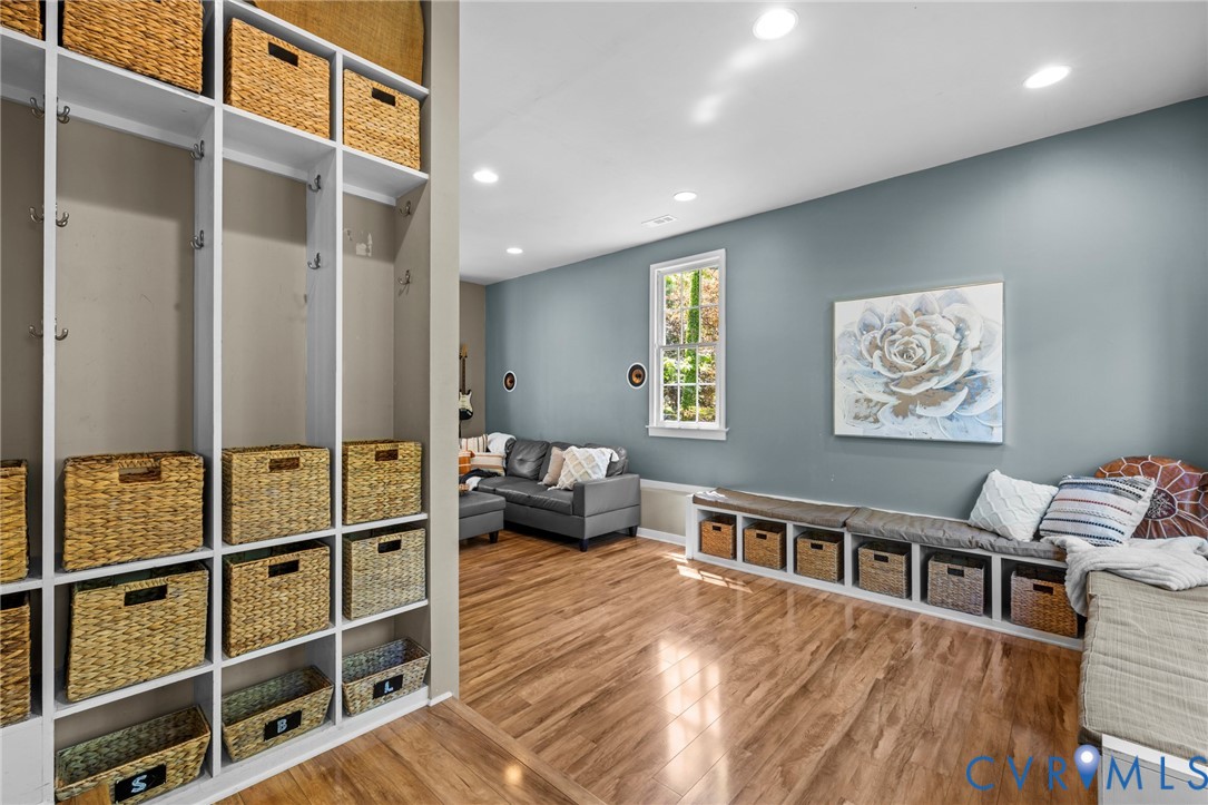 1700 Winding Way