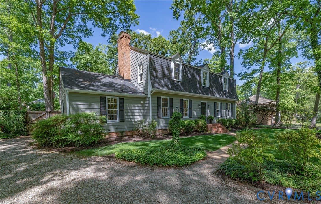 1700 Winding Way