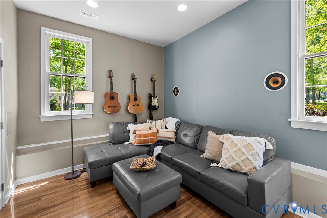 1700 Winding Way