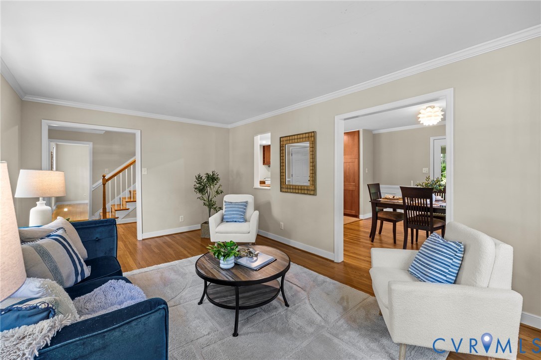 1700 Winding Way