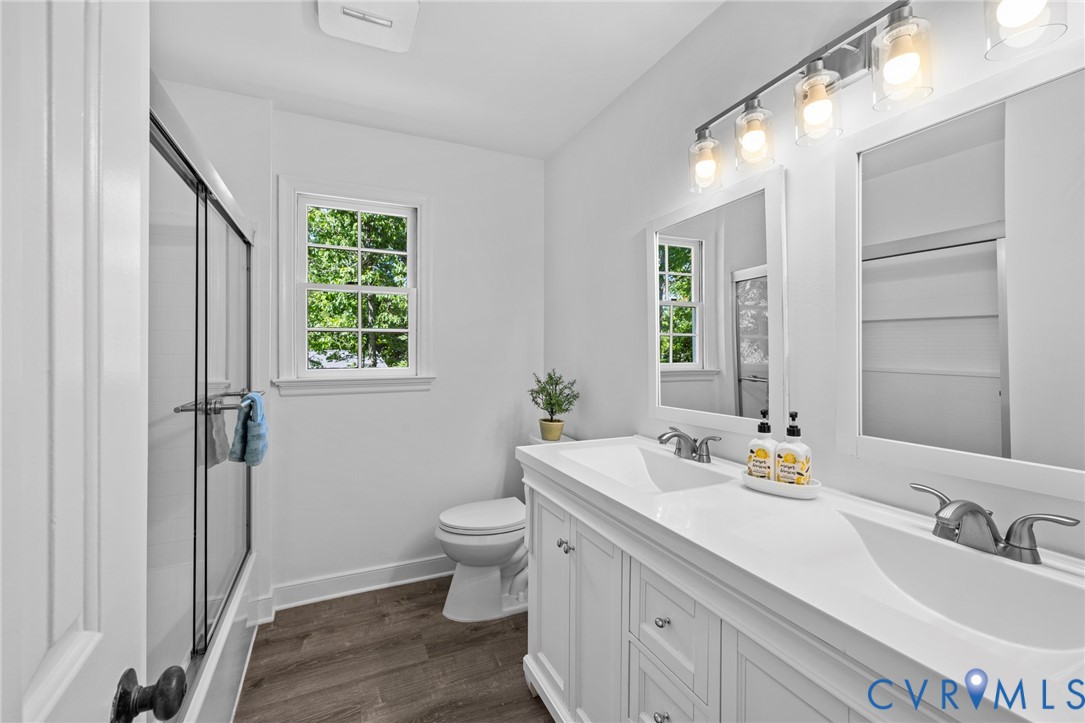1700 Winding Way