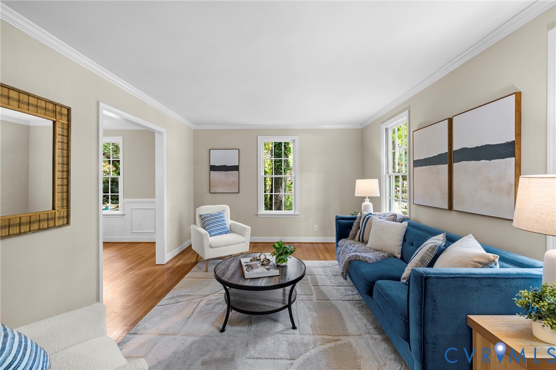 1700 Winding Way