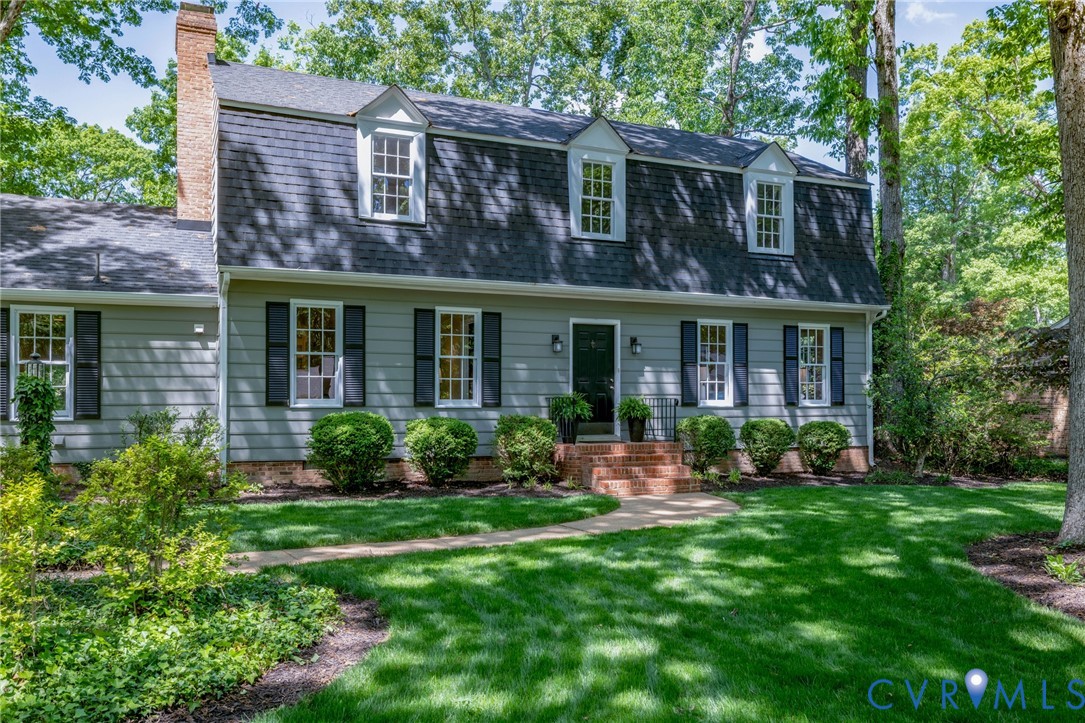 1700 Winding Way