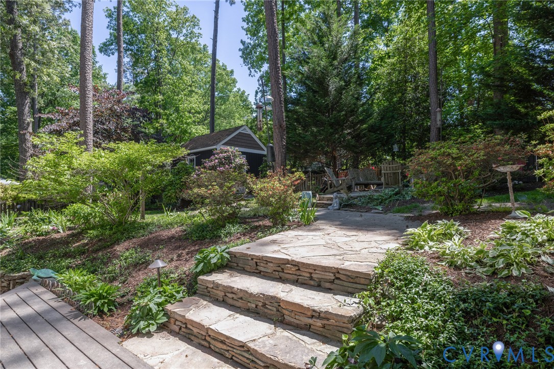 10211 Pepperhill Ln