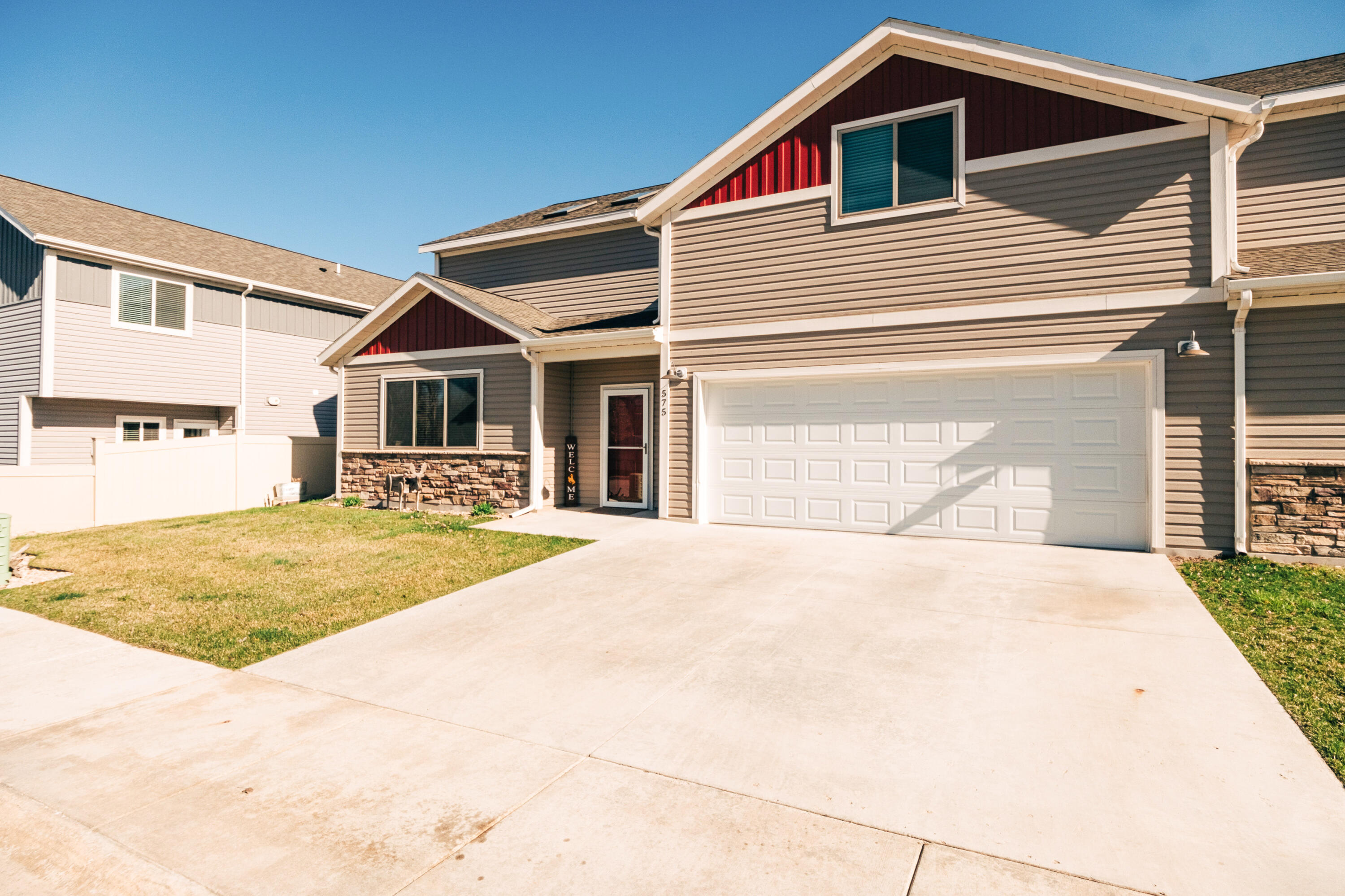 575 Creek Drive
