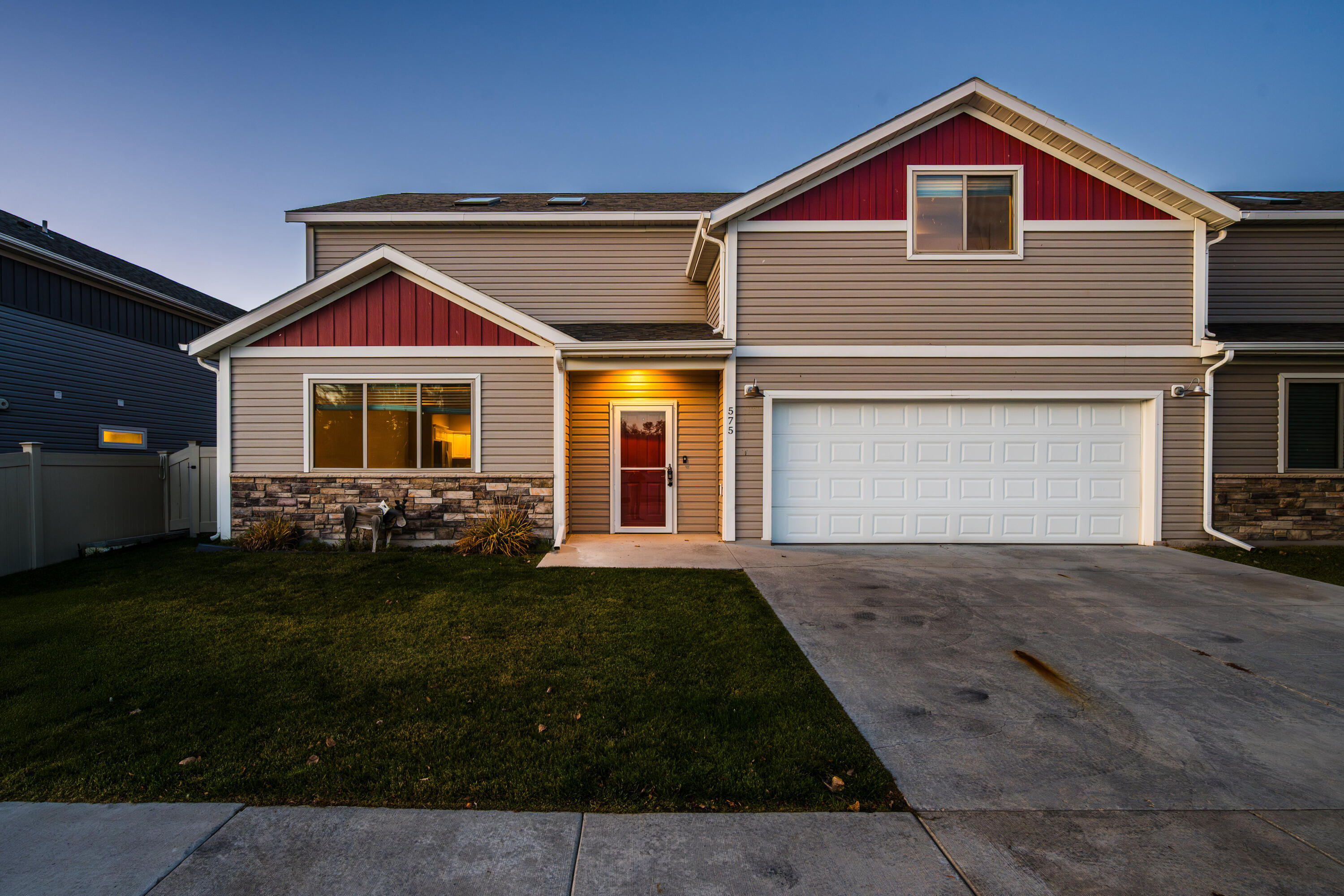 575 Creek Drive