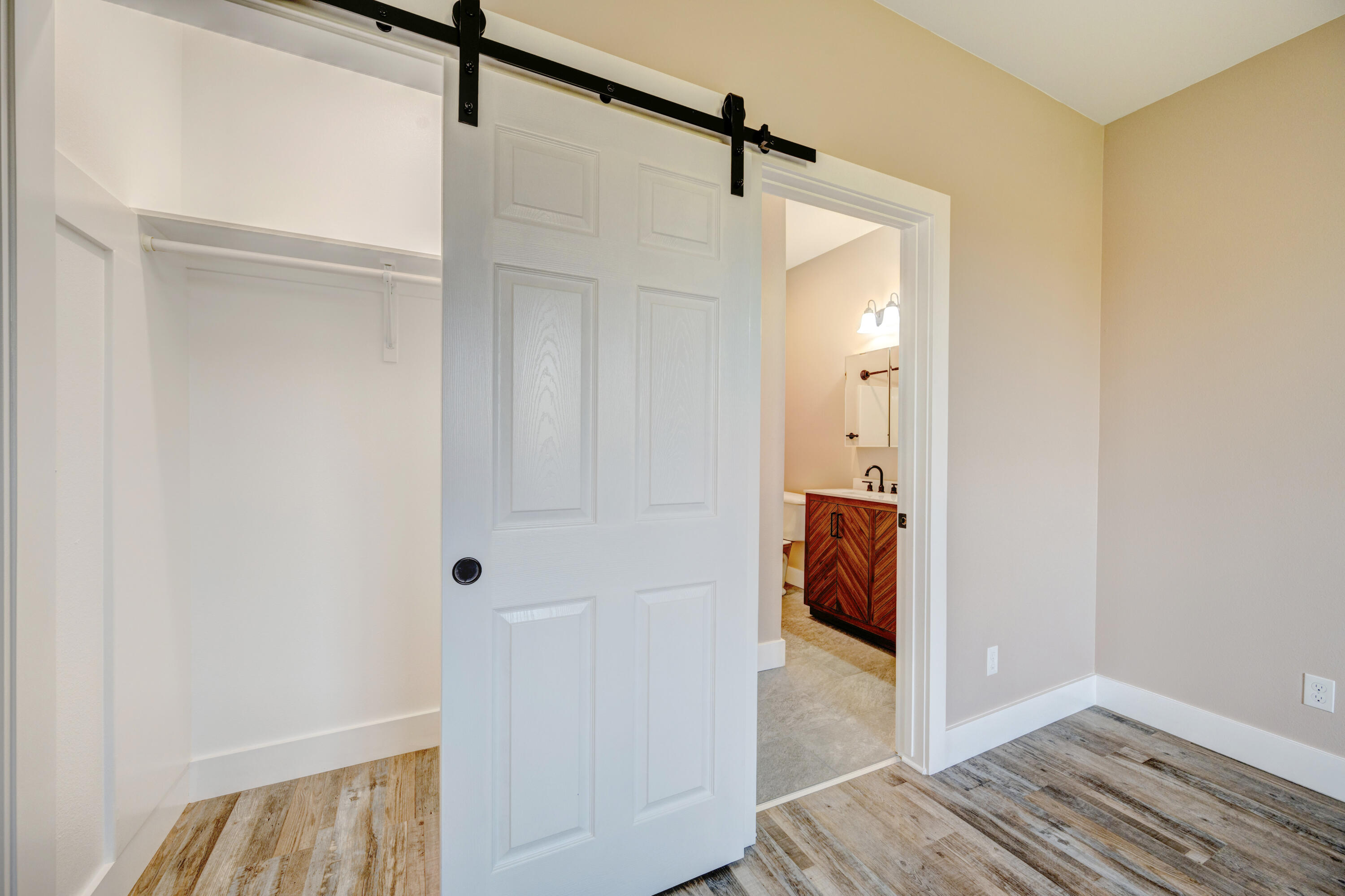 1461 Stoneridge Drive