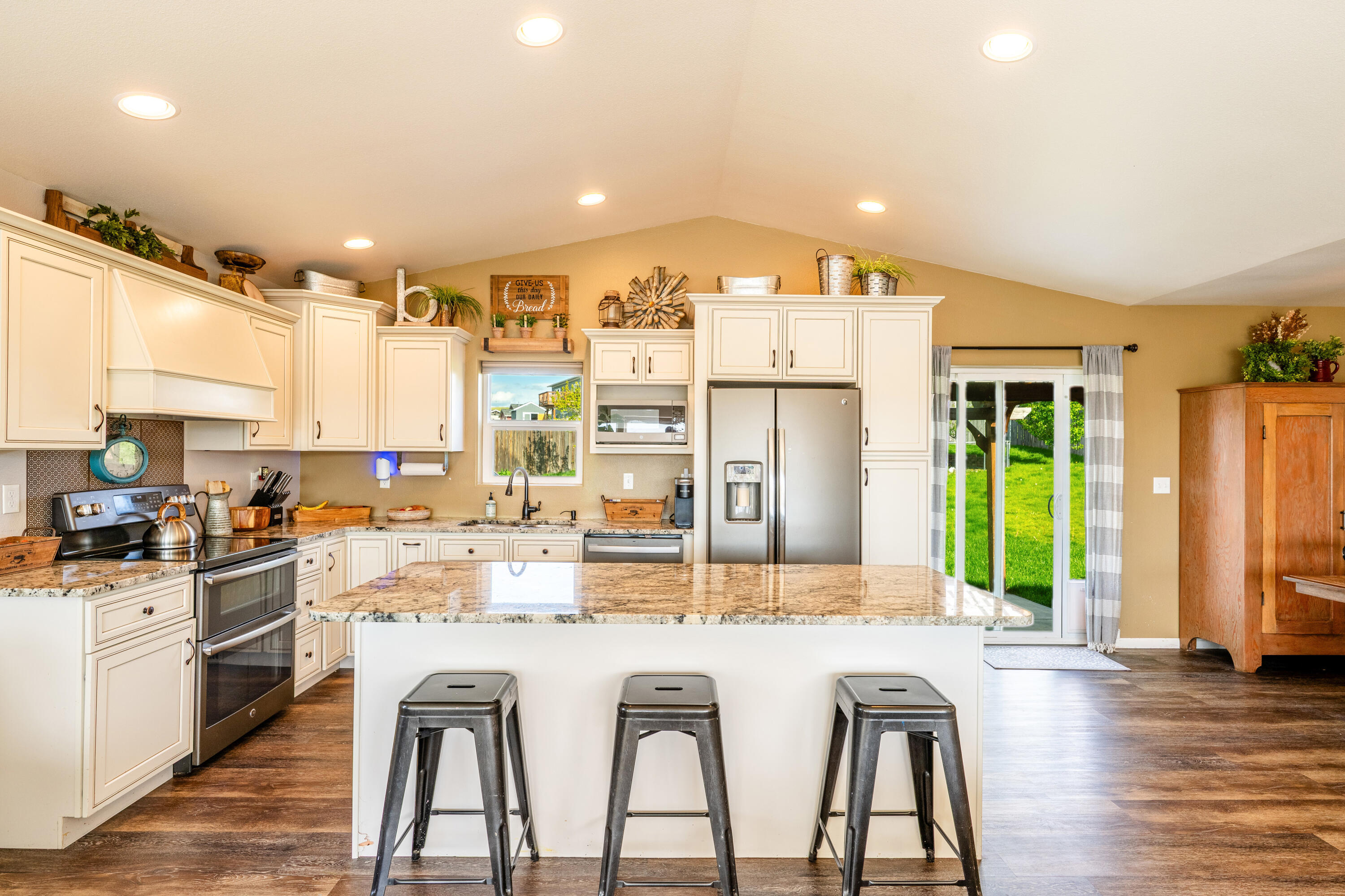 1170 Fleming Boulevard