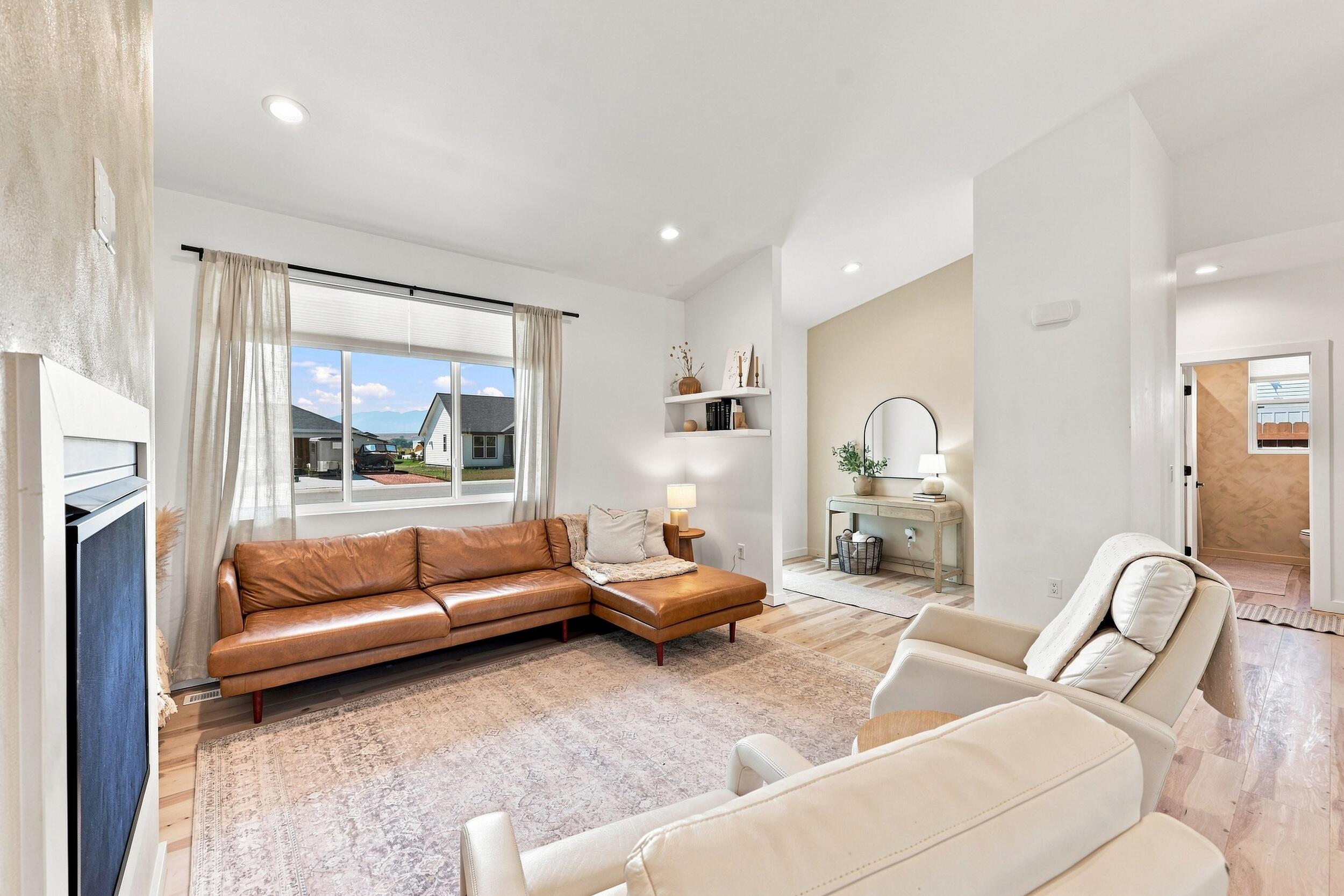 1429 Silverton Drive