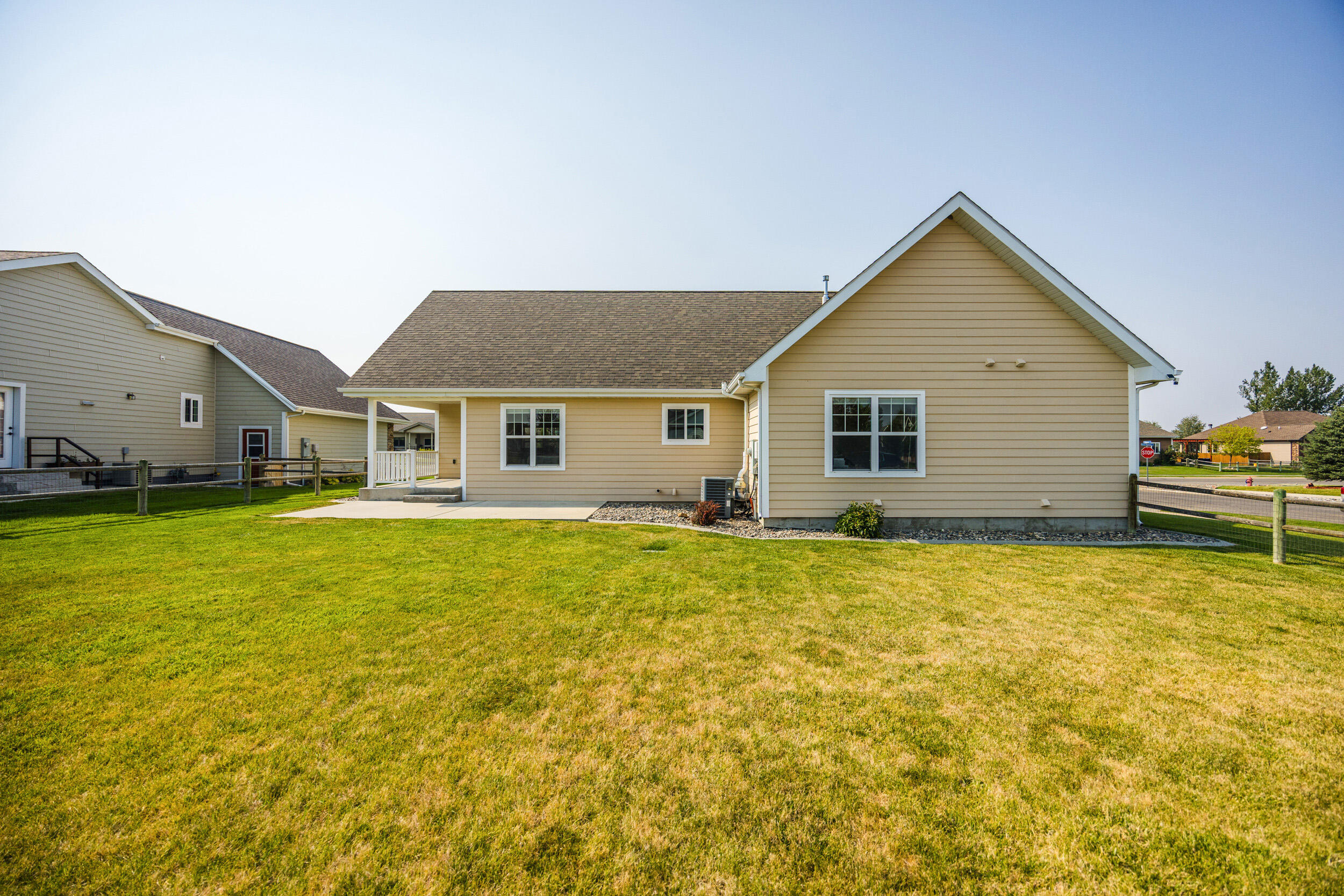 2212 Bruce Mountain Drive