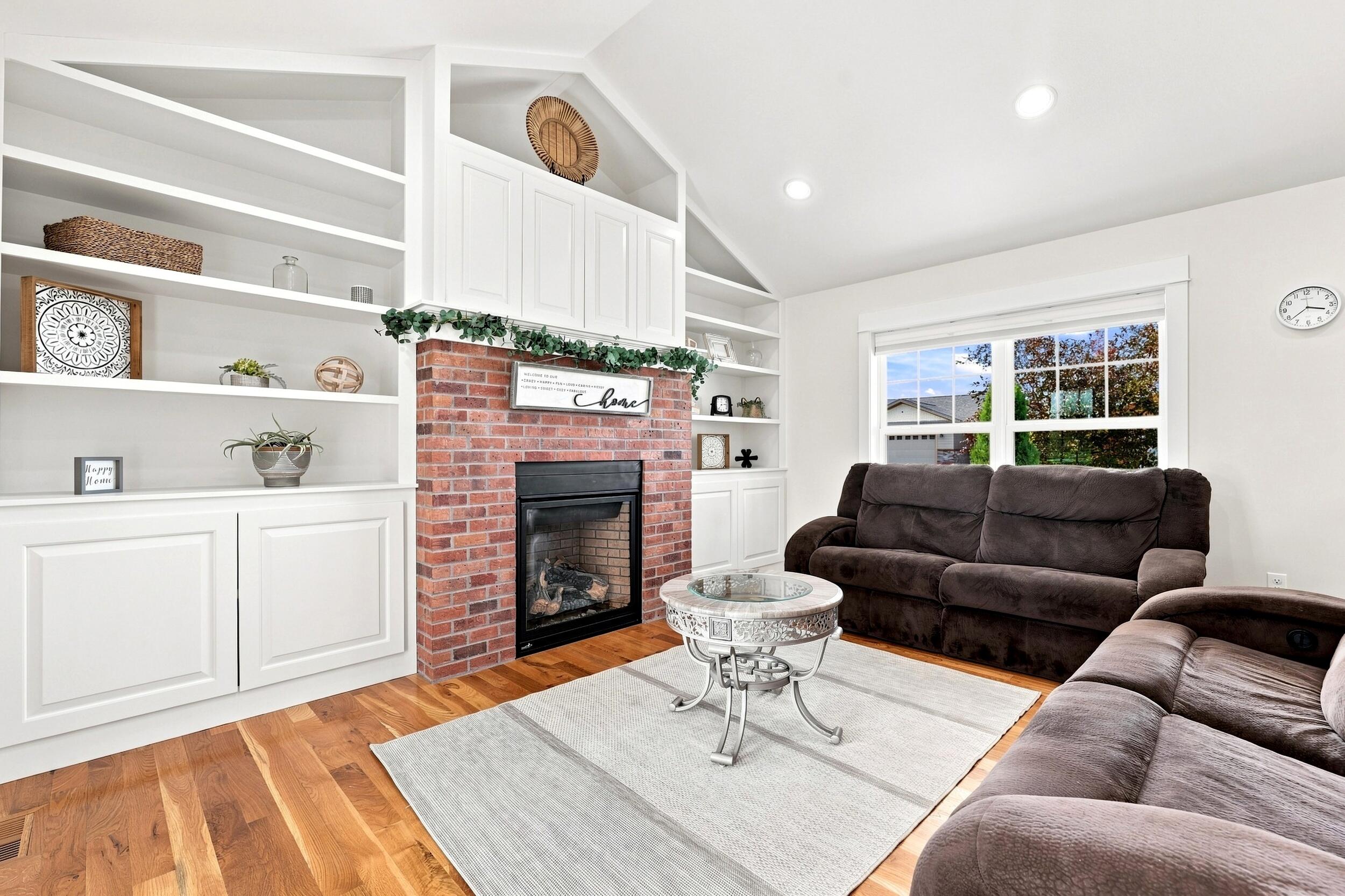 2212 Bruce Mountain Drive