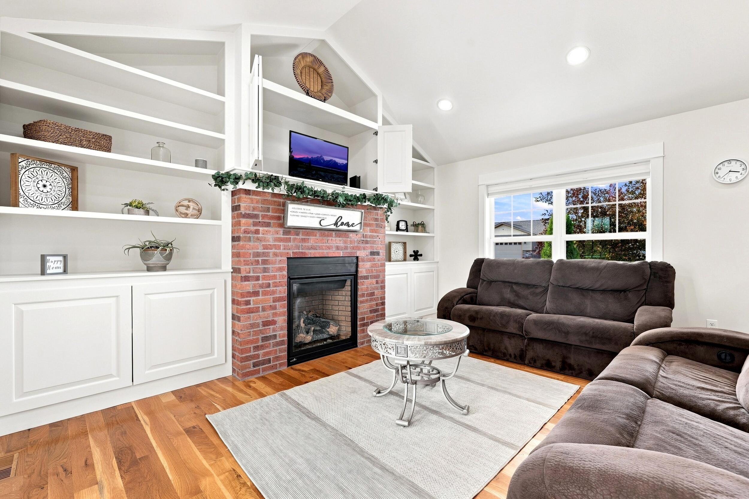 2212 Bruce Mountain Drive