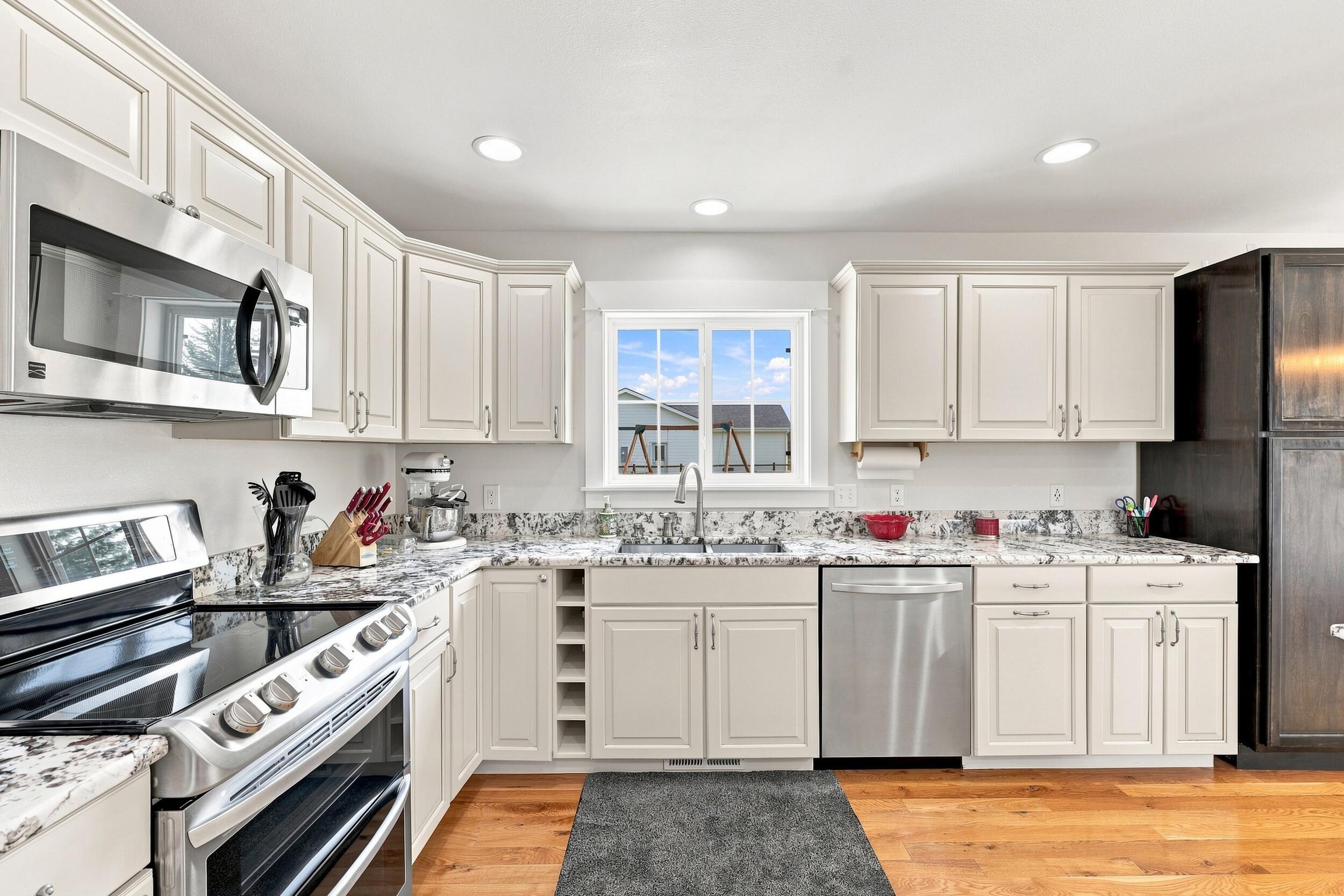 2212 Bruce Mountain Drive
