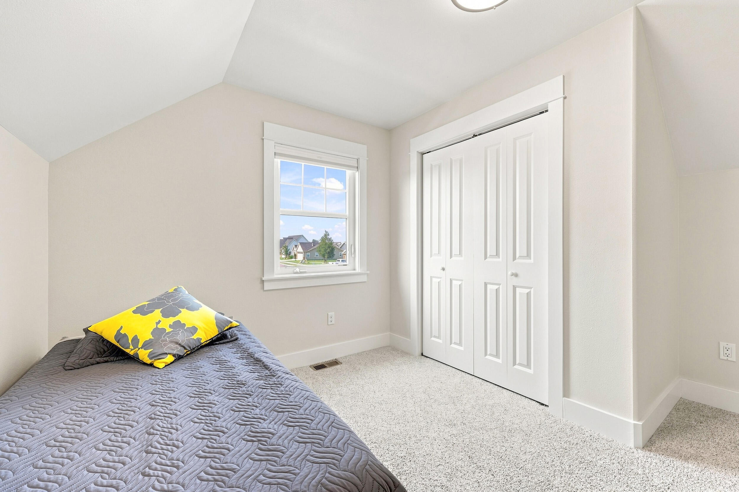 2212 Bruce Mountain Drive