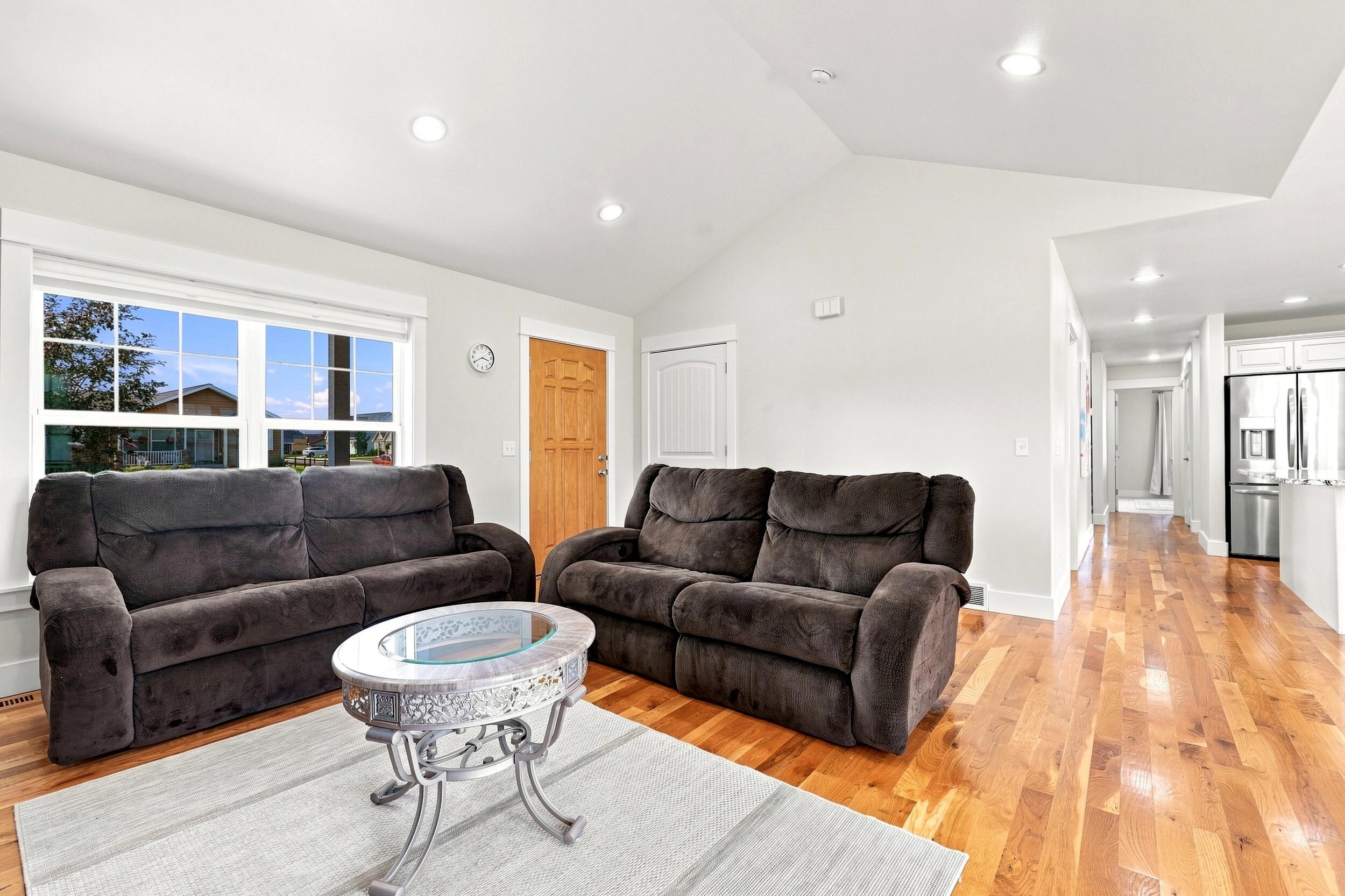 2212 Bruce Mountain Drive