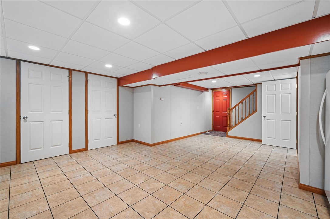 3305 Hermar Ct