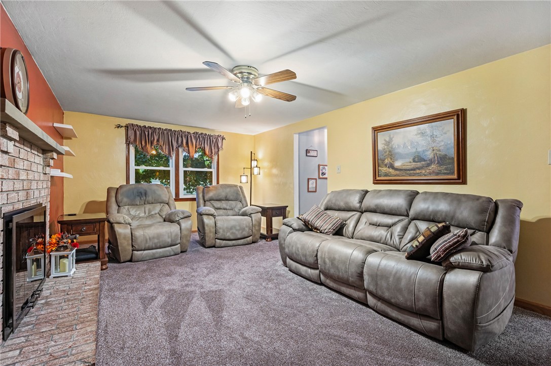 3305 Hermar Ct