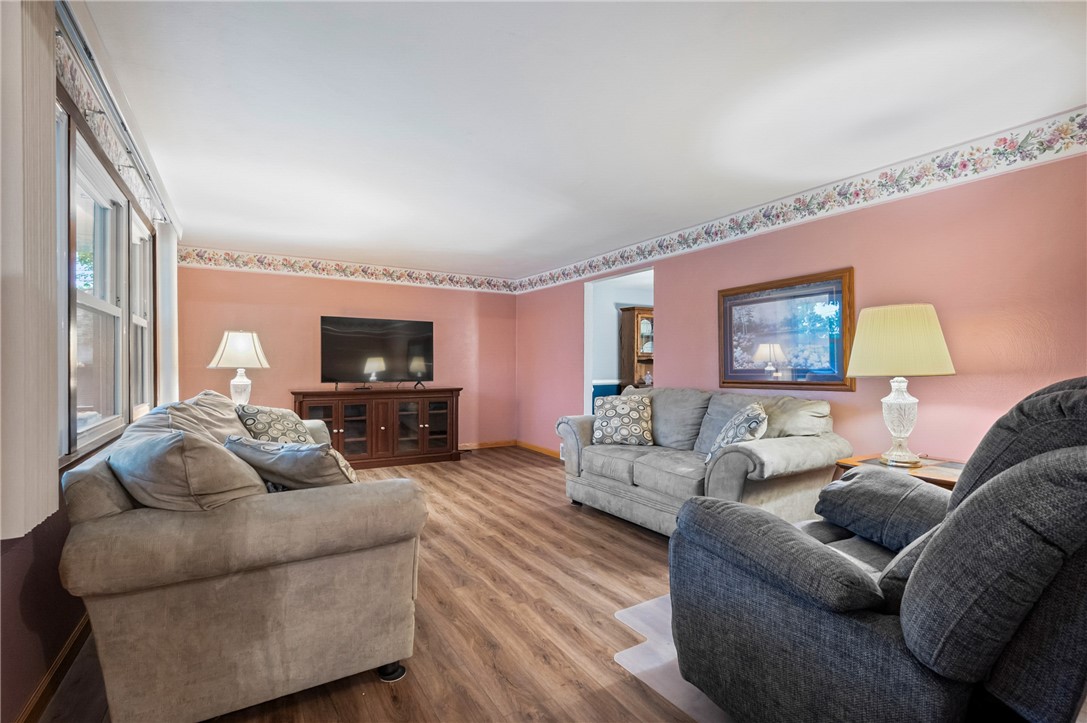 3305 Hermar Ct