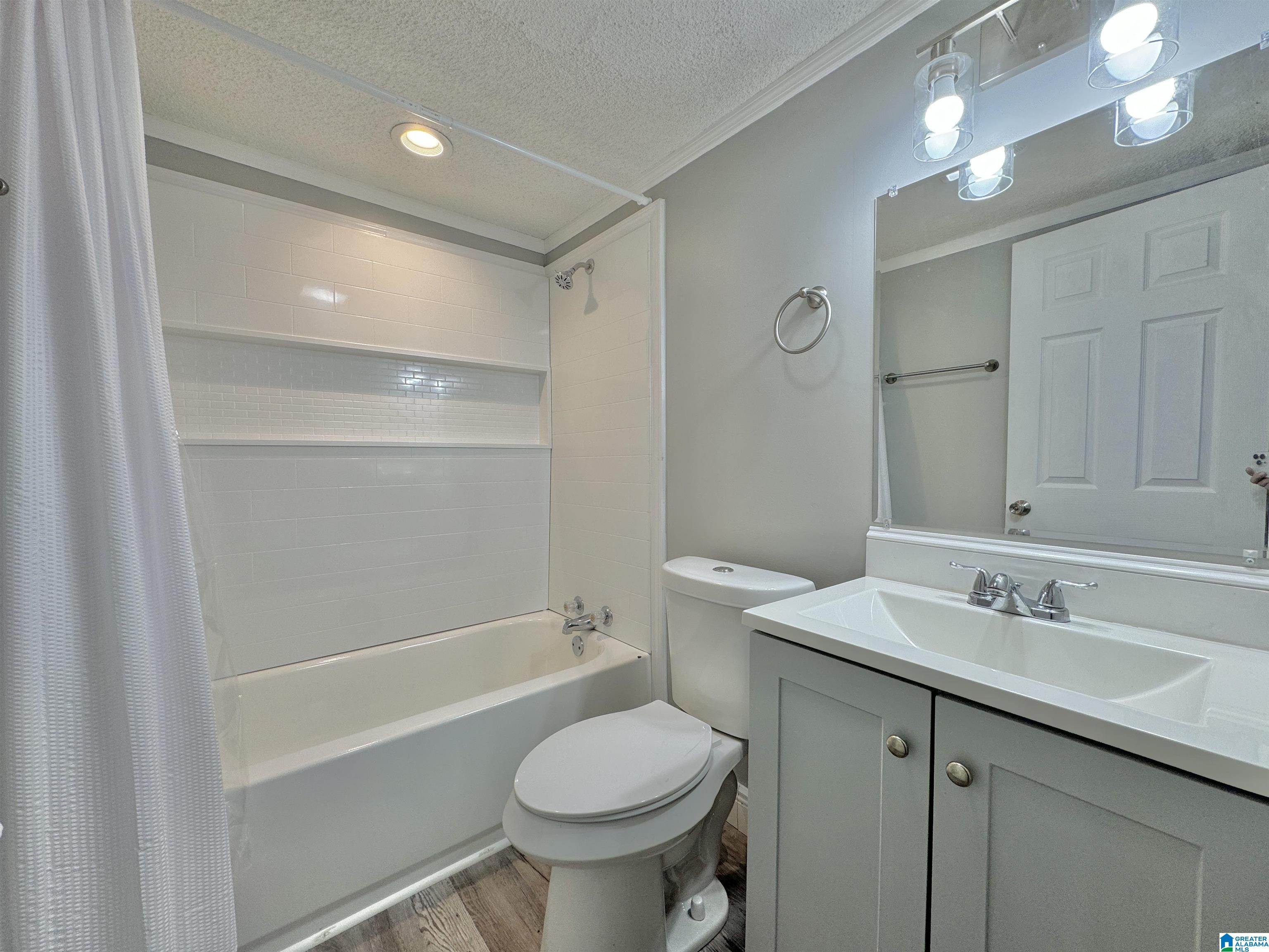 447 OAK HILL CIRCLE