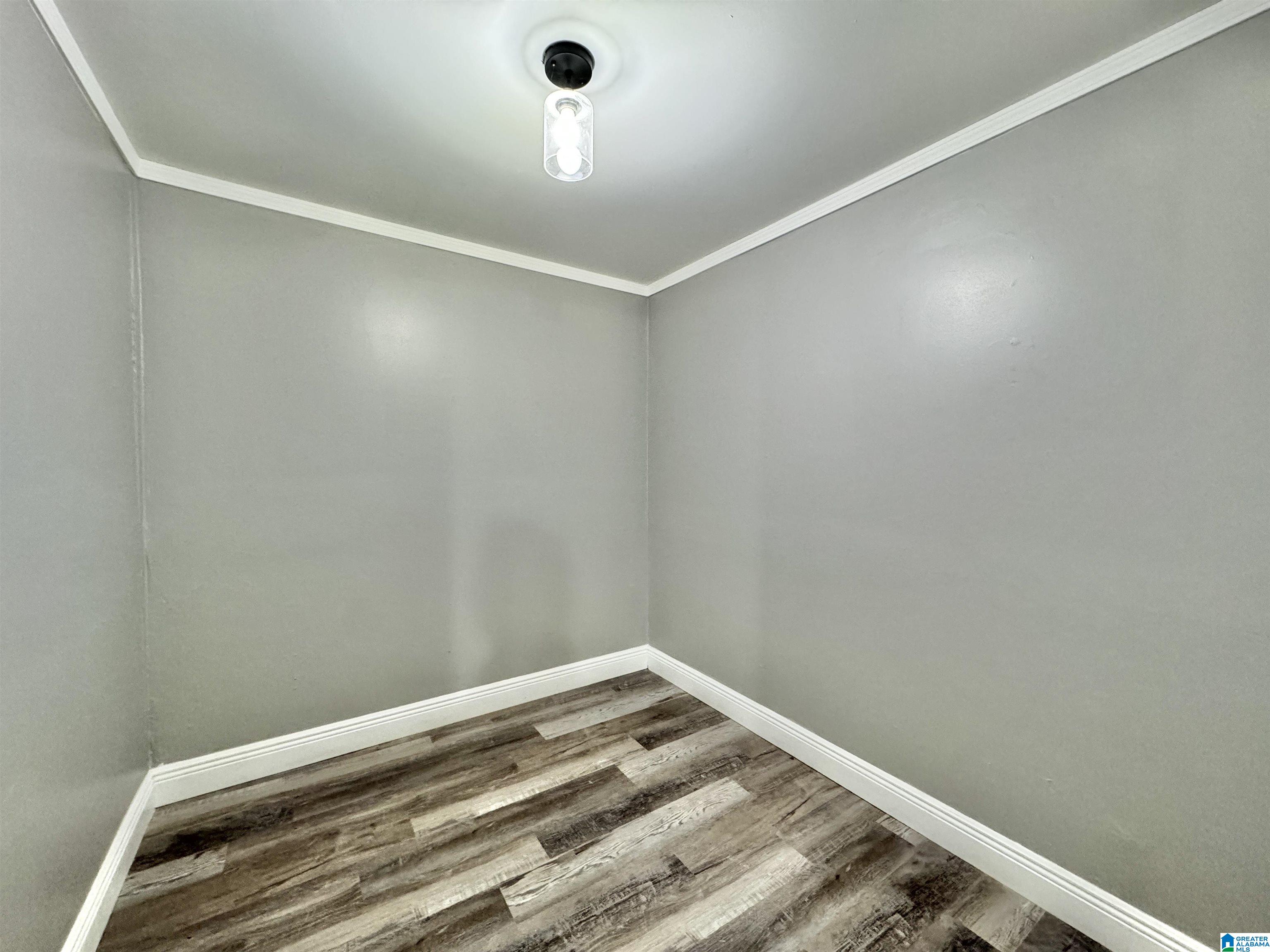 447 OAK HILL CIRCLE