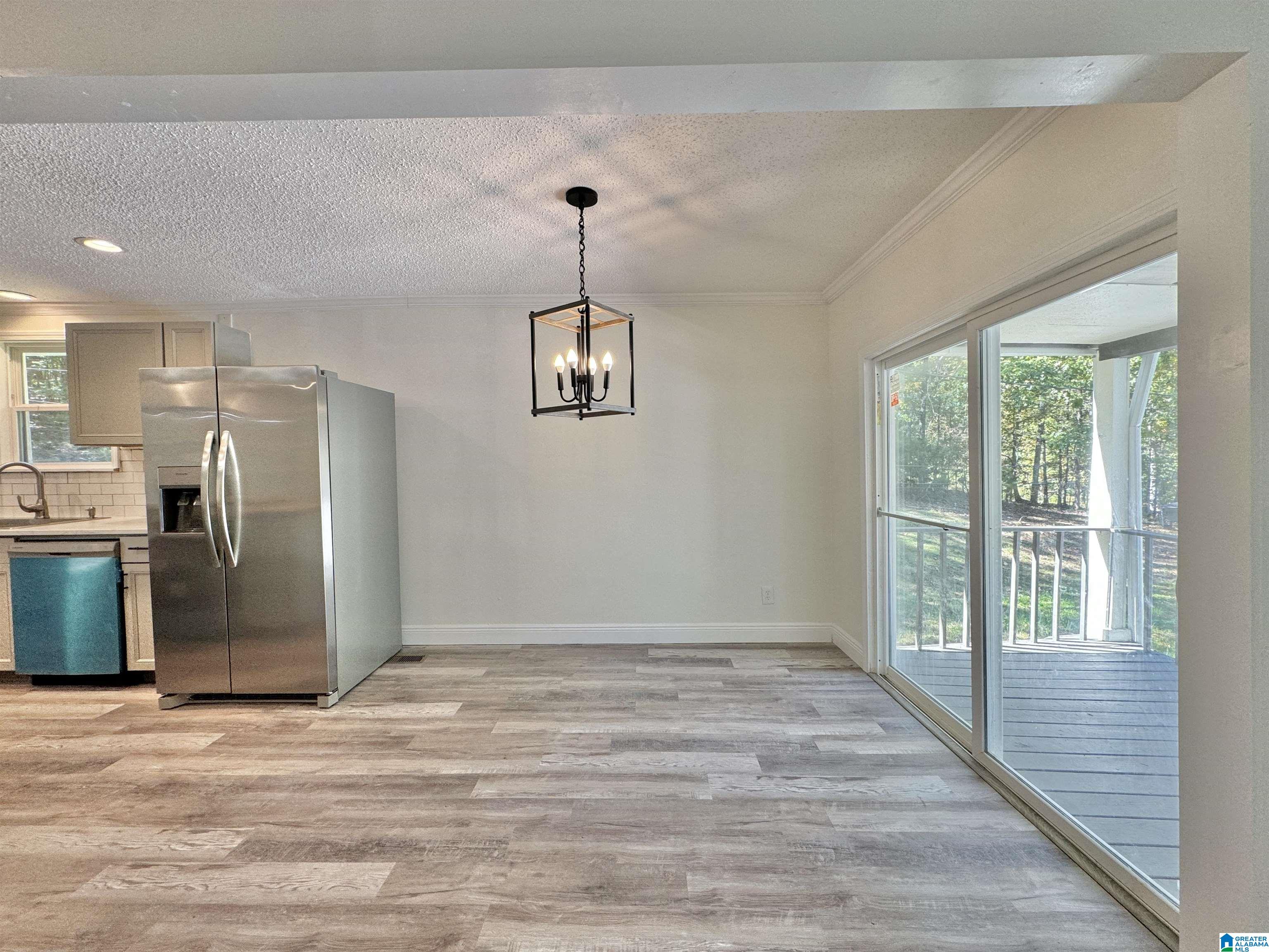 447 OAK HILL CIRCLE