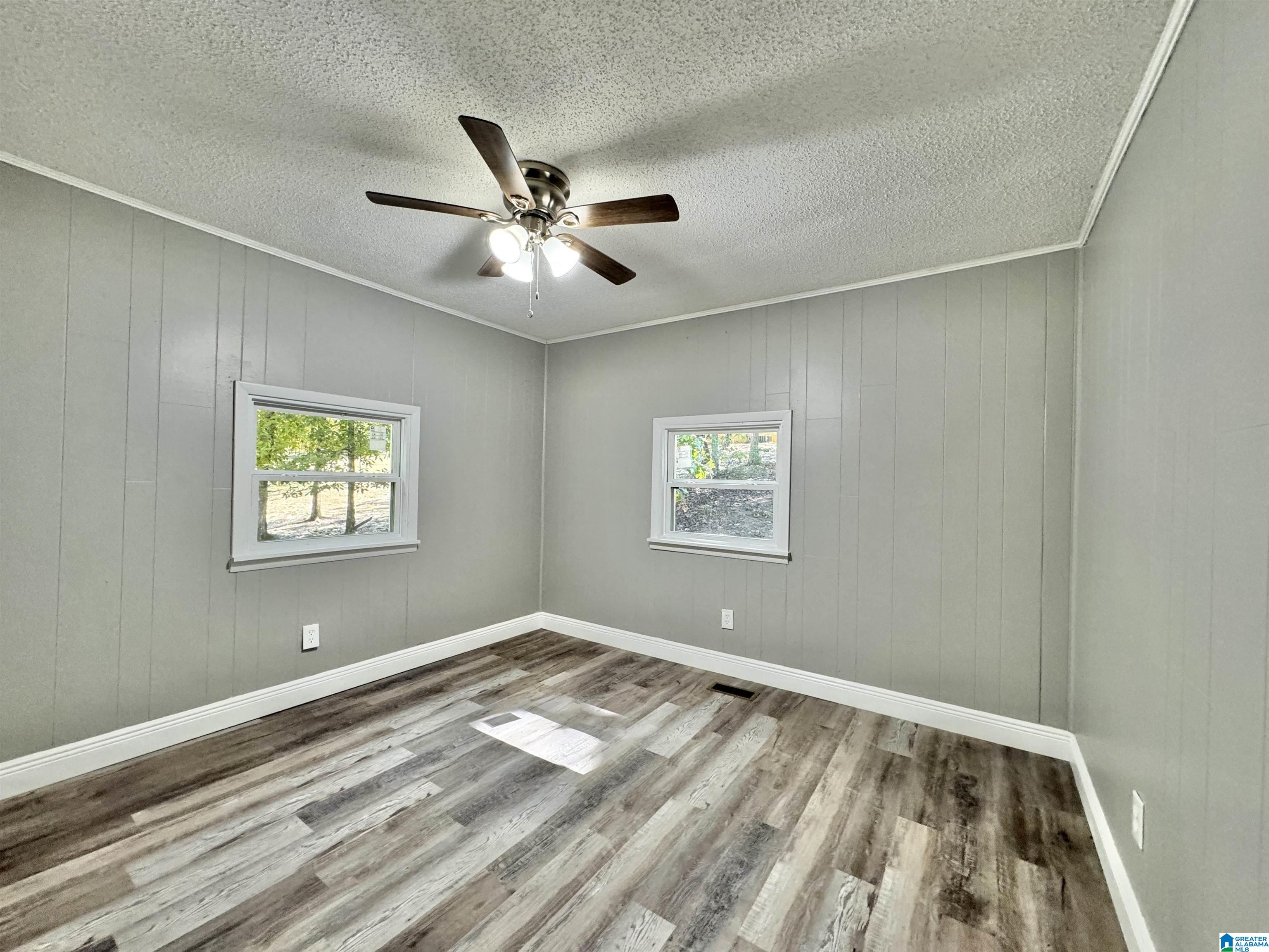 447 OAK HILL CIRCLE