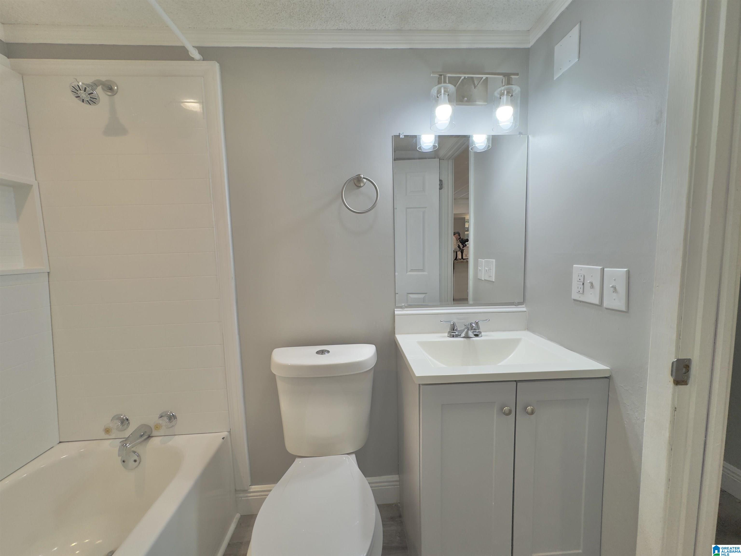 447 OAK HILL CIRCLE