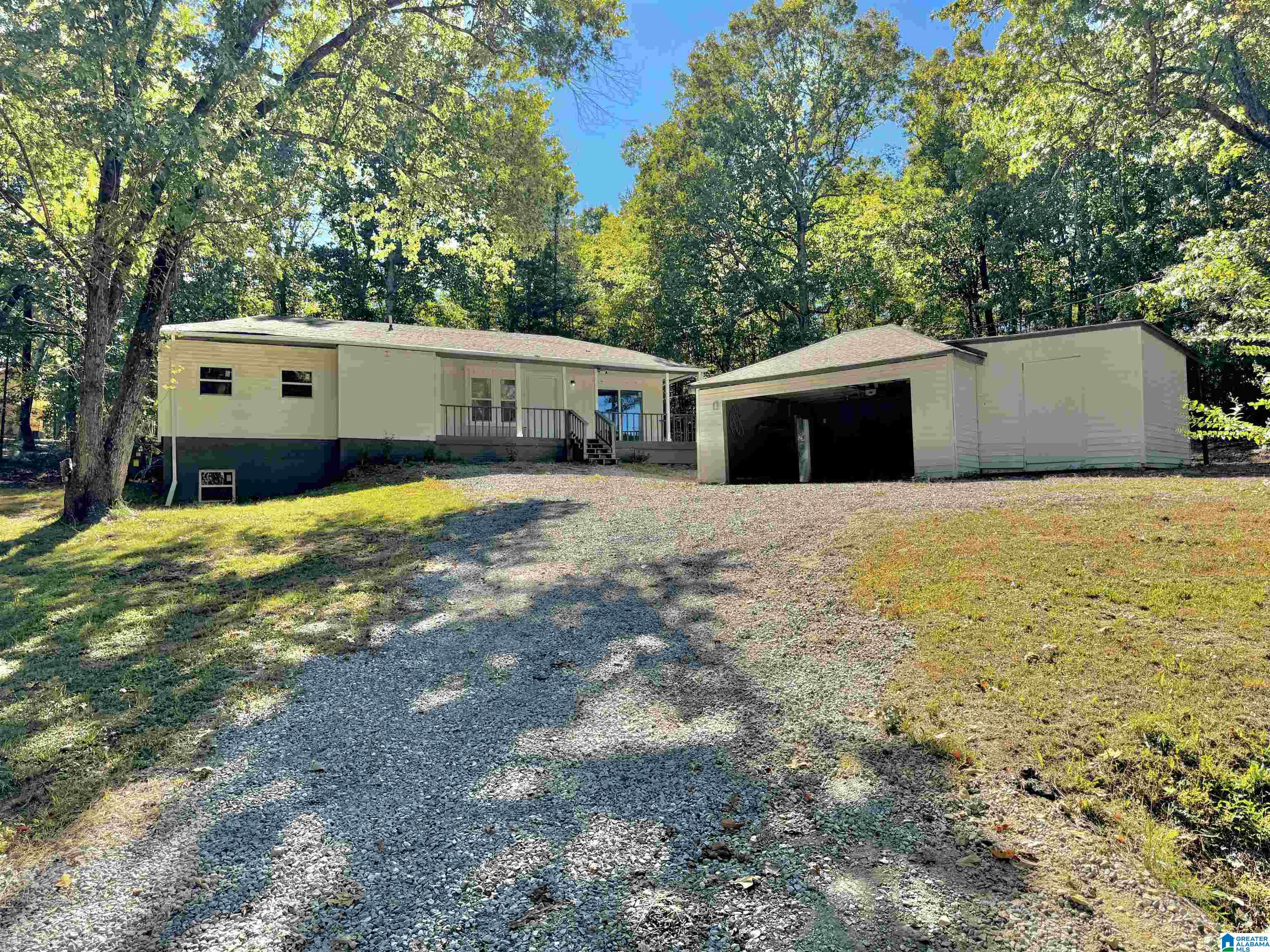 447 OAK HILL CIRCLE
