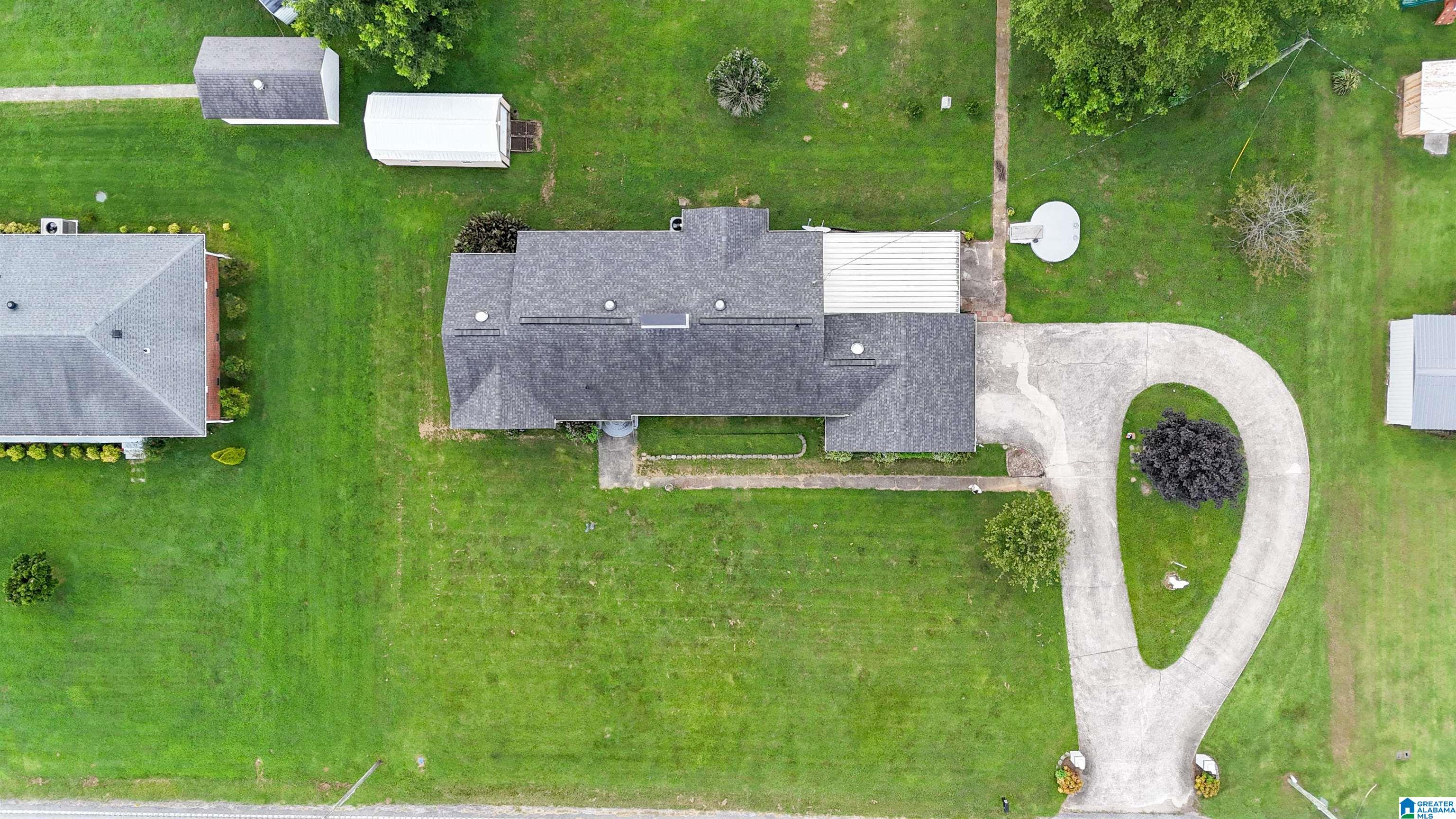 418 CEDAR TREE STREET