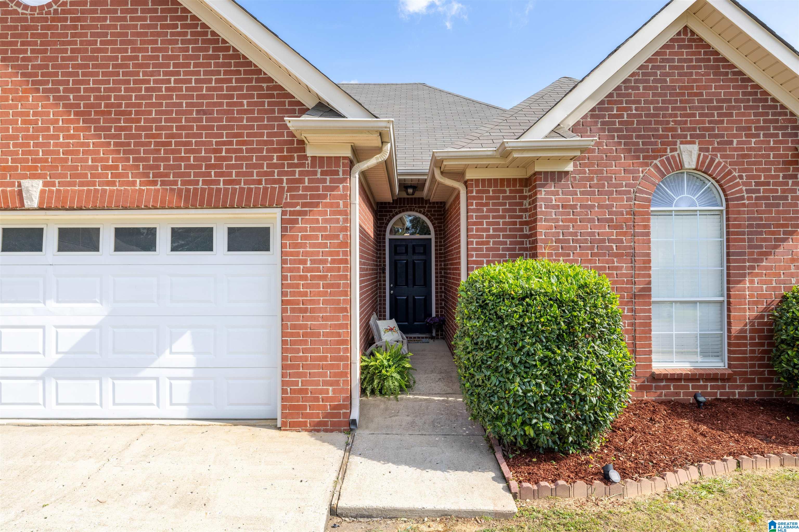 1068 WINDSOR PARKWAY