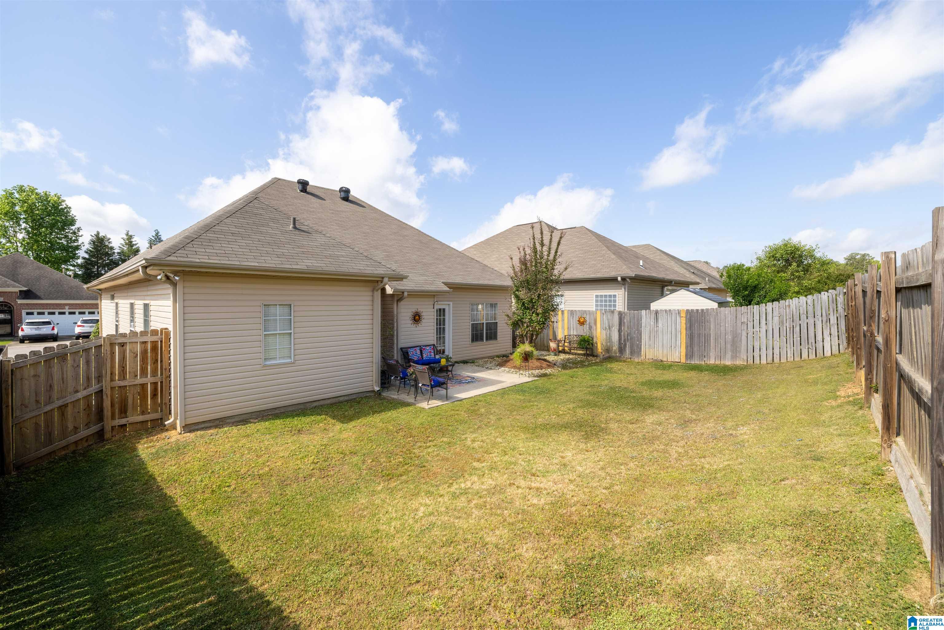 1068 WINDSOR PARKWAY