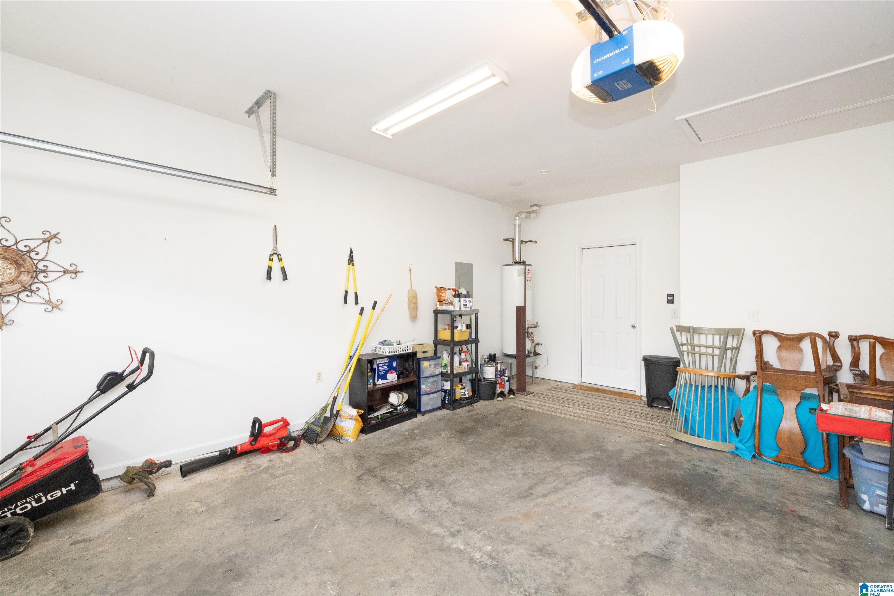 1068 WINDSOR PARKWAY