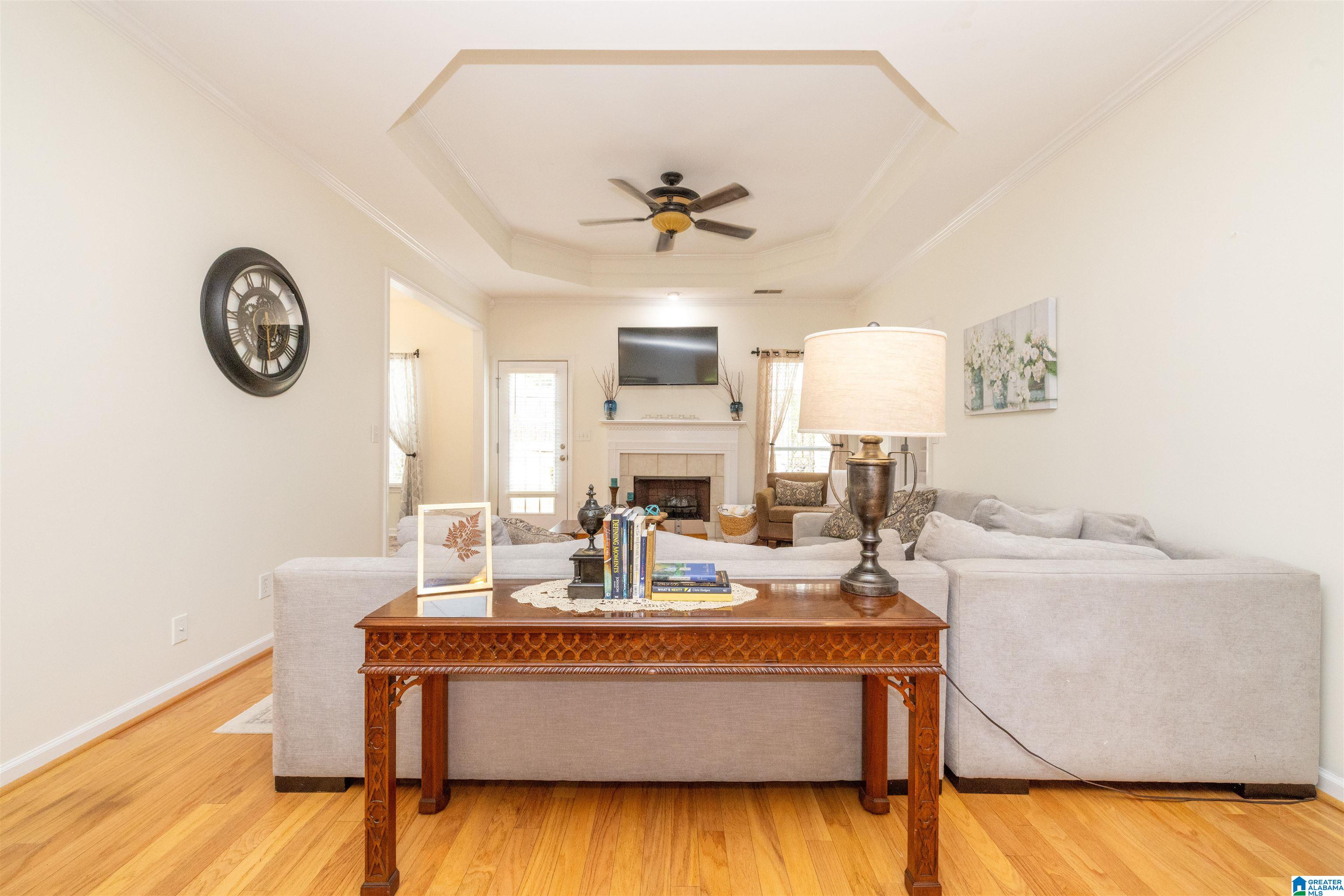 1068 WINDSOR PARKWAY