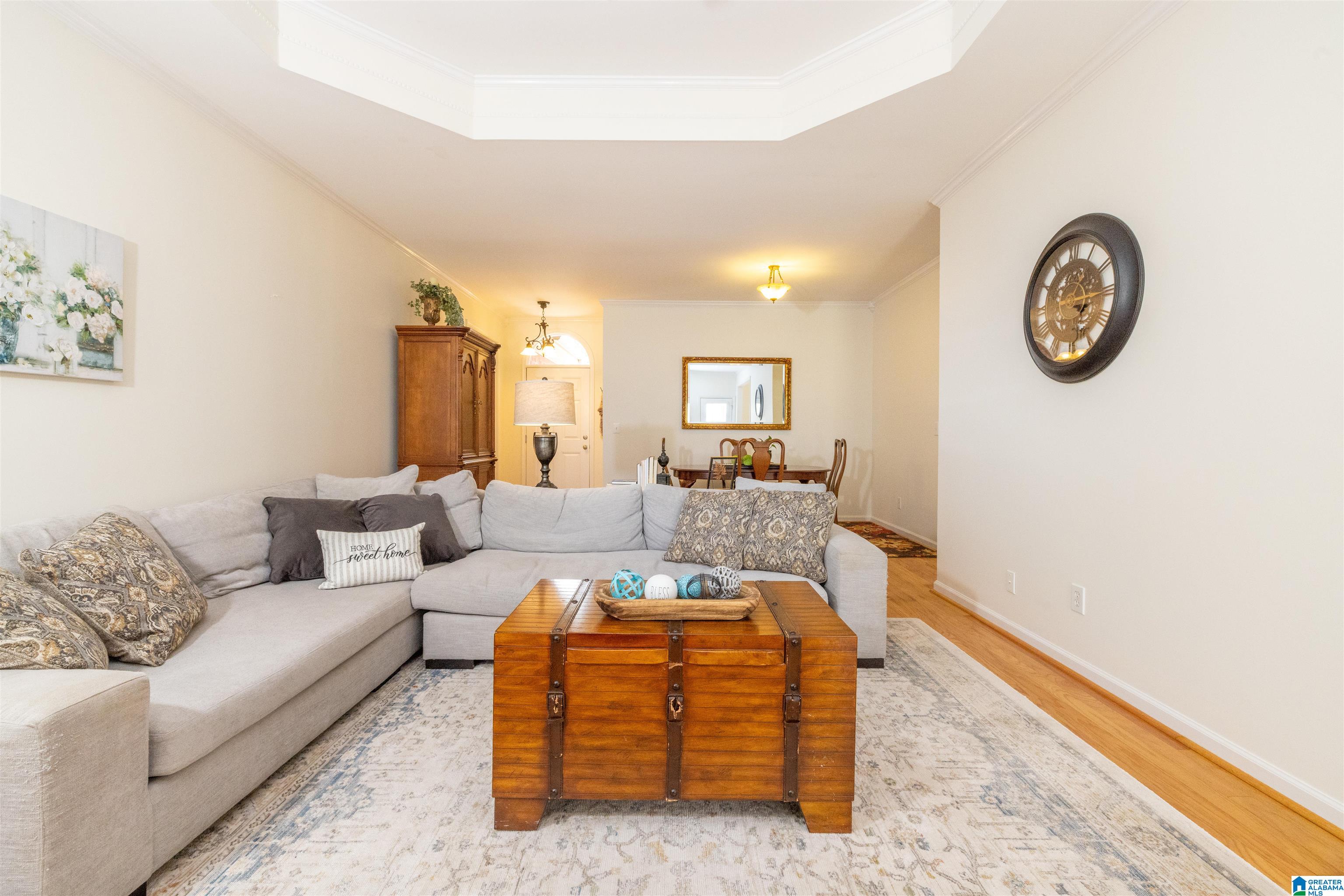 1068 WINDSOR PARKWAY