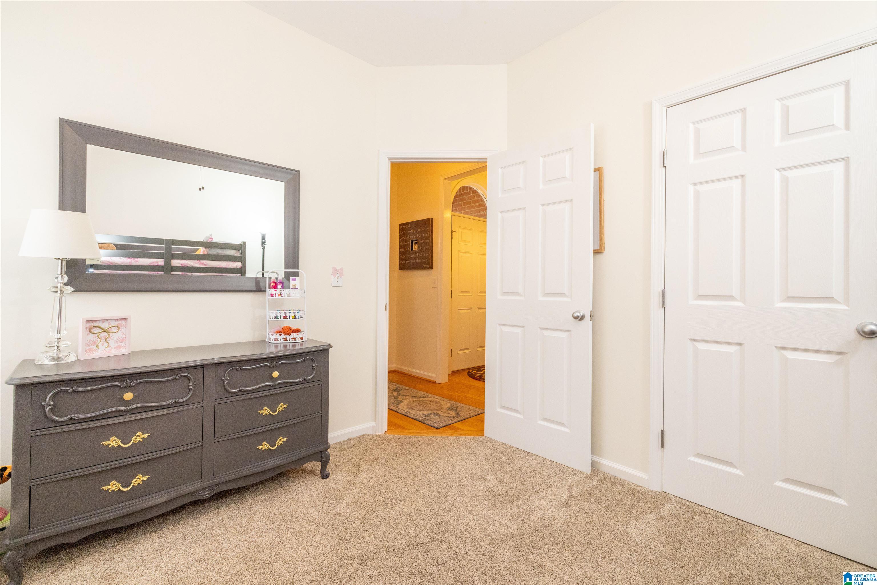 1068 WINDSOR PARKWAY
