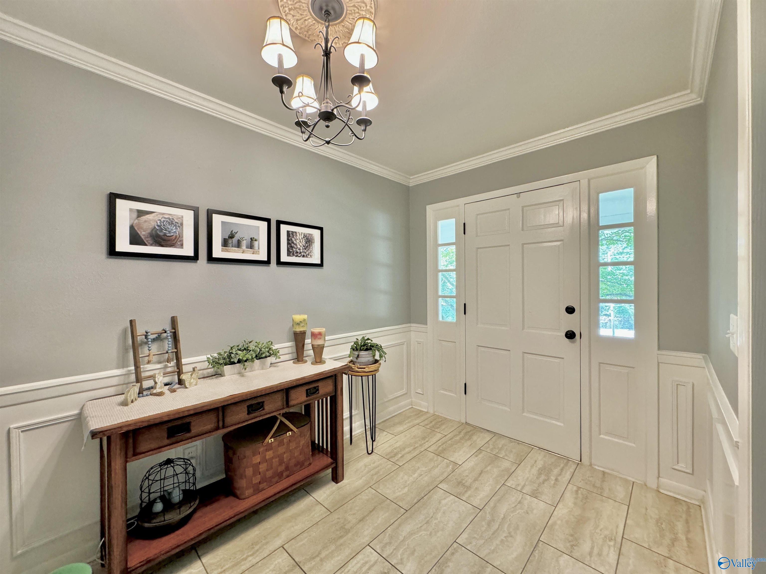 955 Military Street S