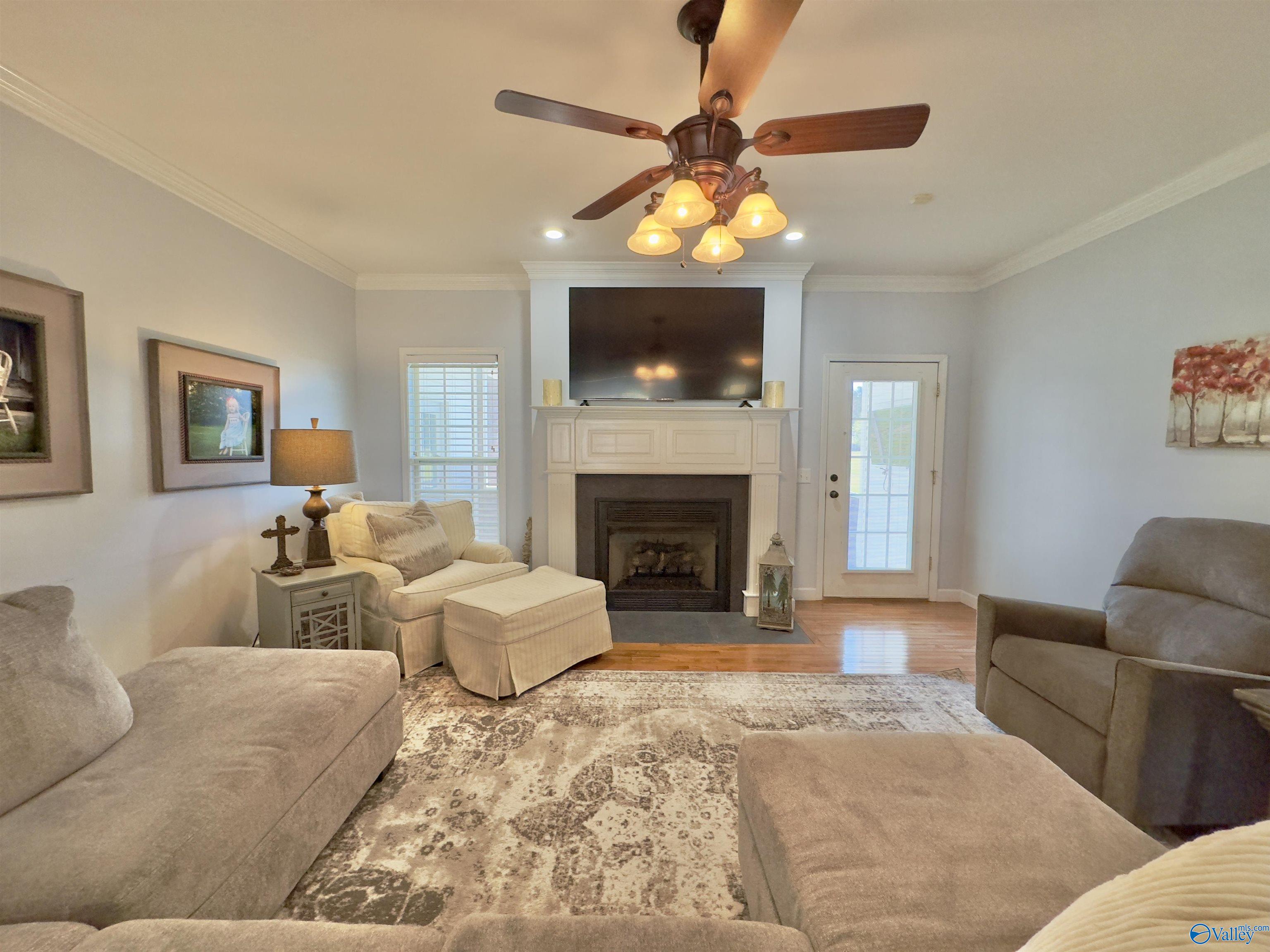 274 Crown Pointe Lane