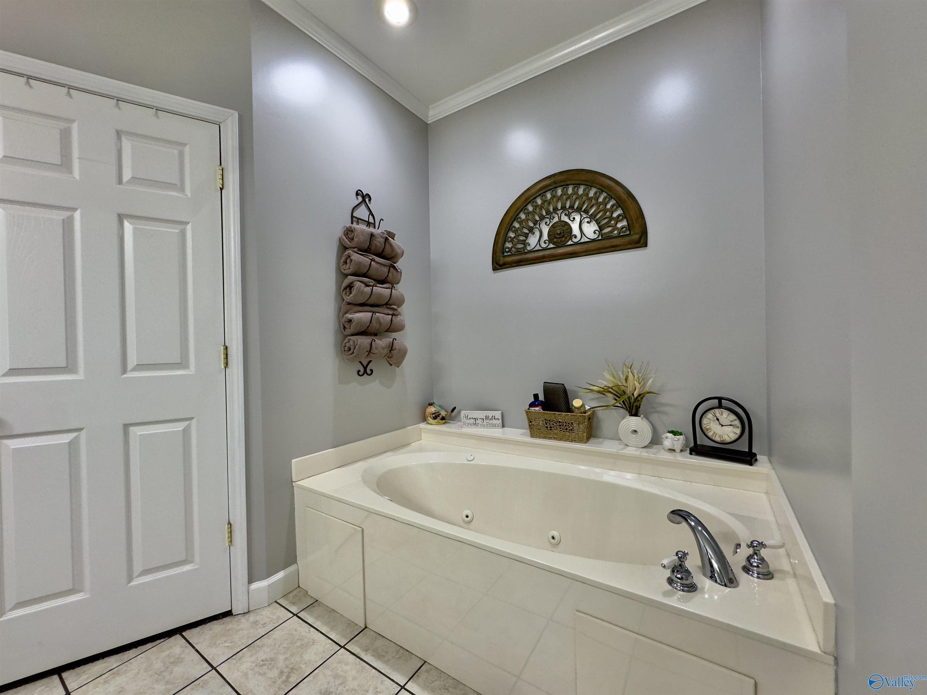 274 Crown Pointe Lane