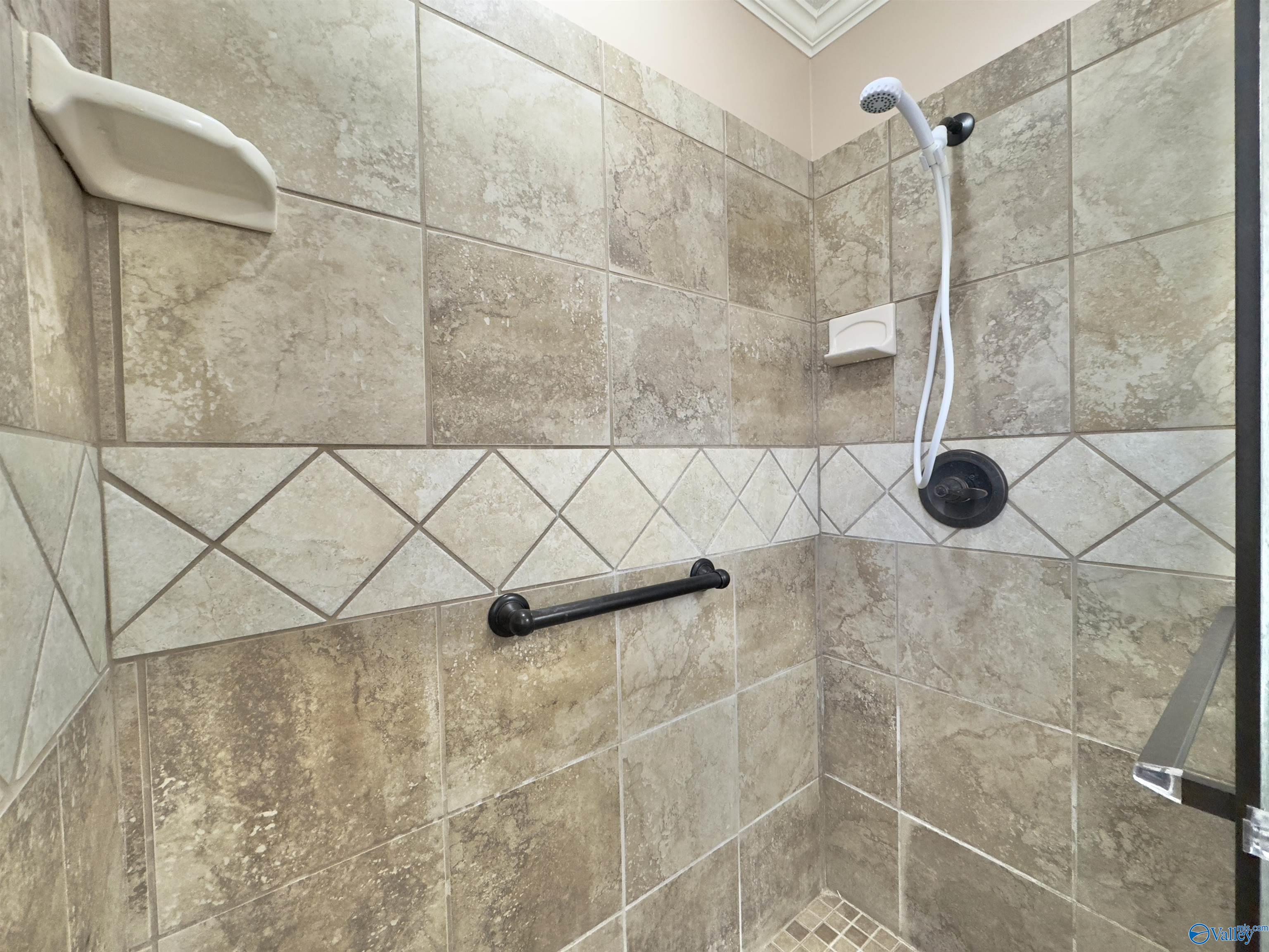 1271 Regency Place