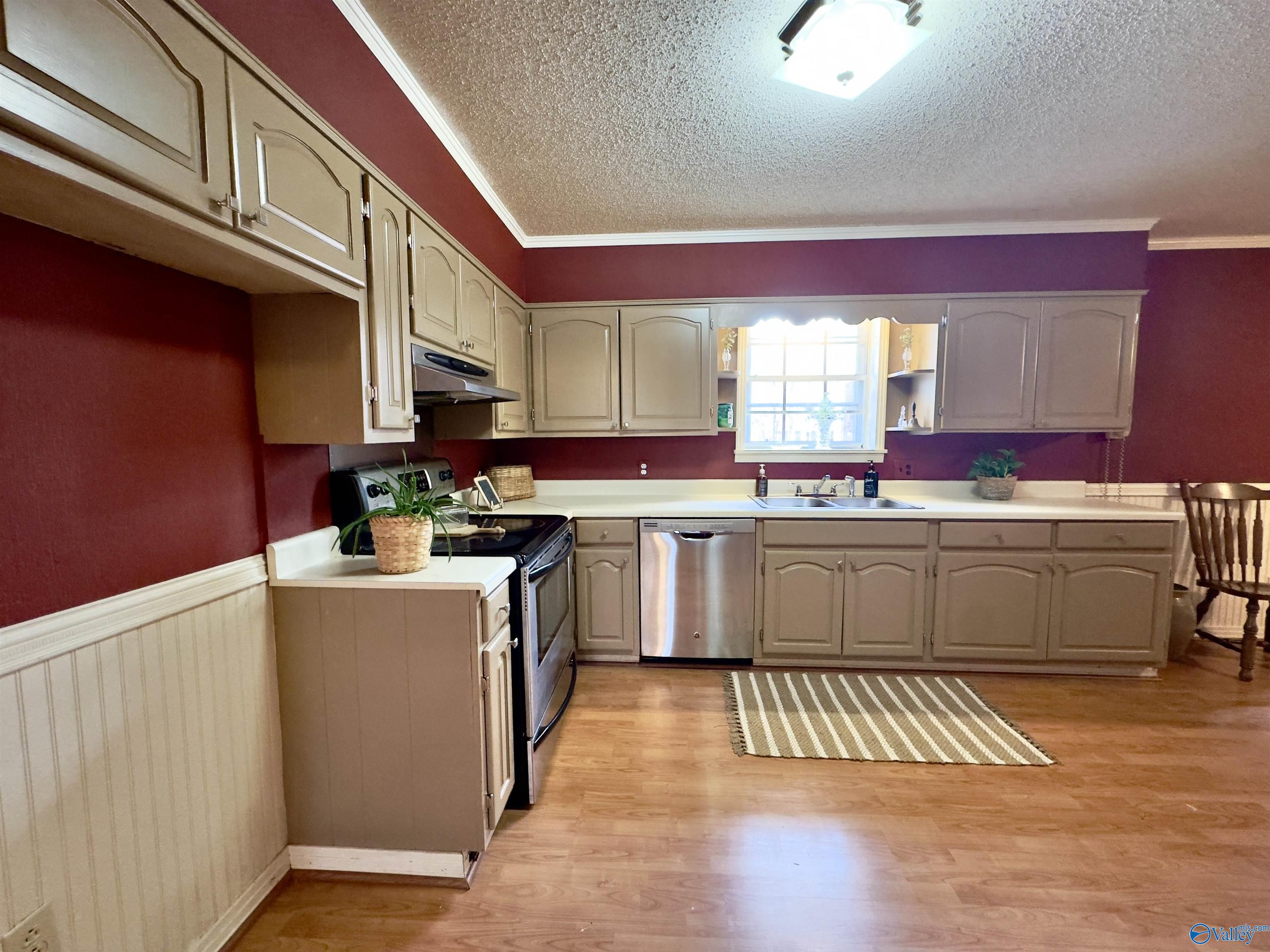 1271 Regency Place