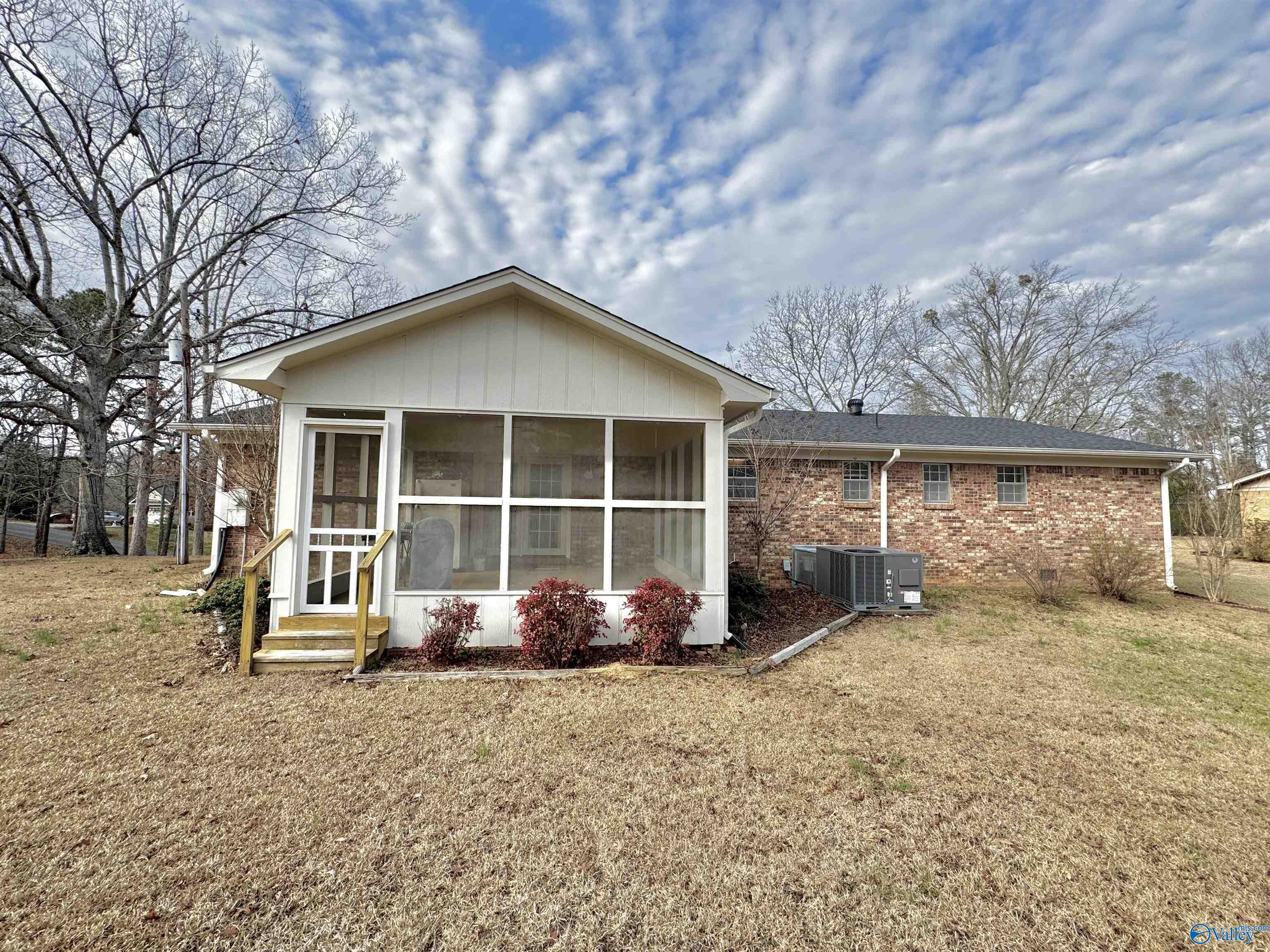 1271 Regency Place