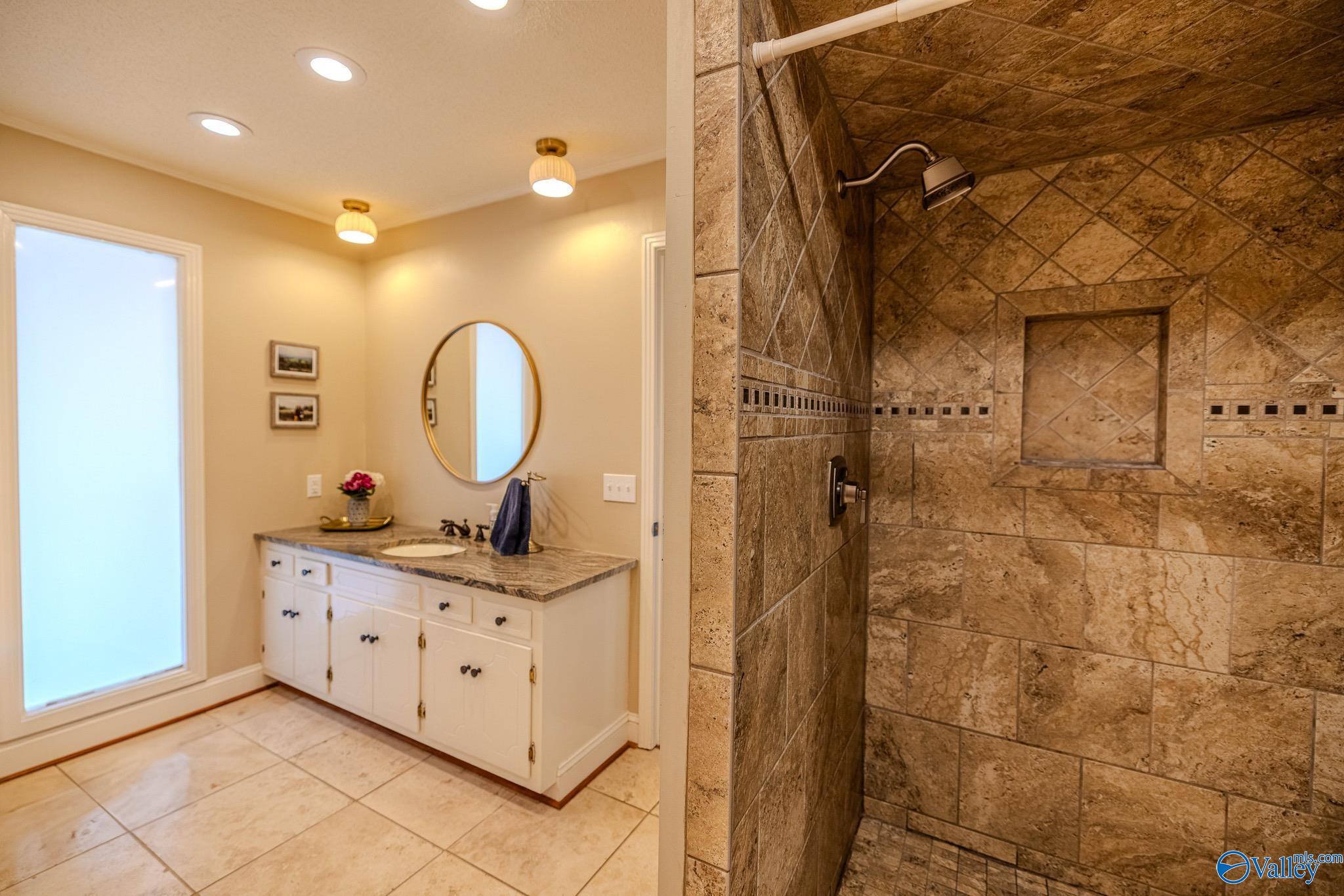 194 County Highway 1